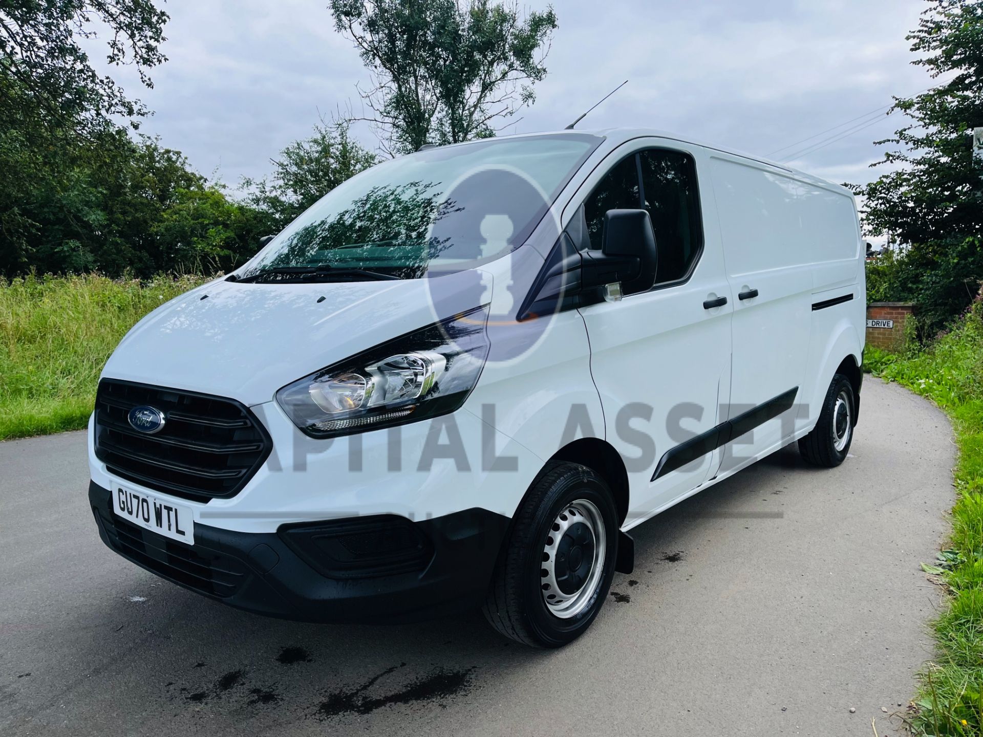 (ON SALE) FORD TRANSIT CUSTOM 2.0TDI "LEADER" 300 LWB / L2 (2021 MODEL) 1 OWNER FSH - AIR CON - - Image 5 of 28