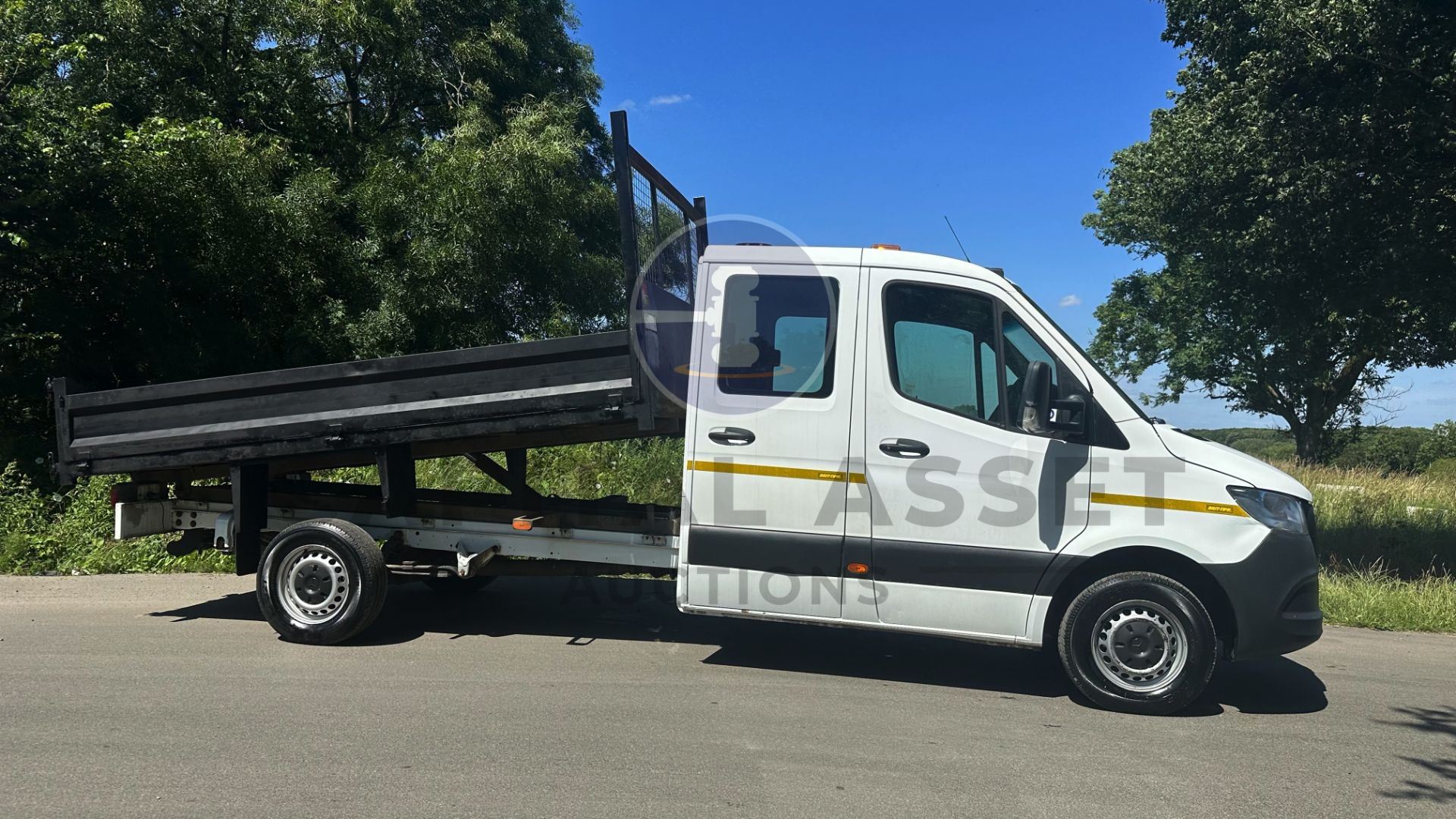 (ON SALE) MERCEDES-BENZ SPRINTER 314 CDI *LWB - UTILITY D/CAB TIPPER* (2019 - NEW MODEL) (57K ONLY) - Image 13 of 37