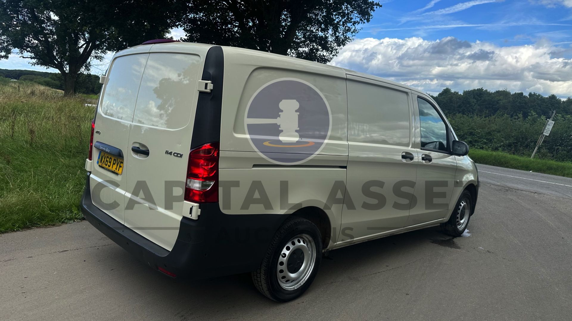 (ON SALE) MERCEDES-BENZ VITO 114 CDI *LWB - PANEL VAN* (2020) 7-G TRONIC AUTOMATIC (1 OWNER) *A/C* - Image 12 of 43