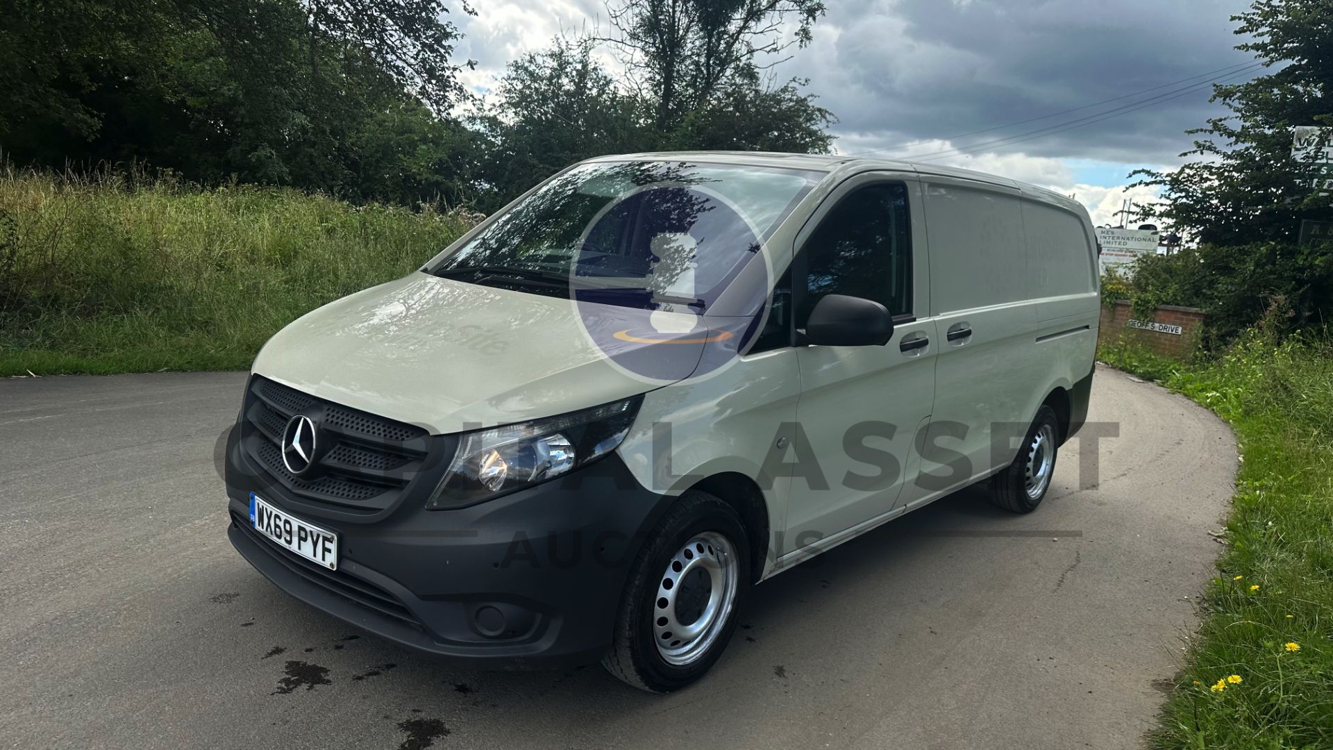 (ON SALE) MERCEDES-BENZ VITO 114 CDI *LWB - PANEL VAN* (2020) 7-G TRONIC AUTOMATIC (1 OWNER) *A/C* - Image 5 of 43