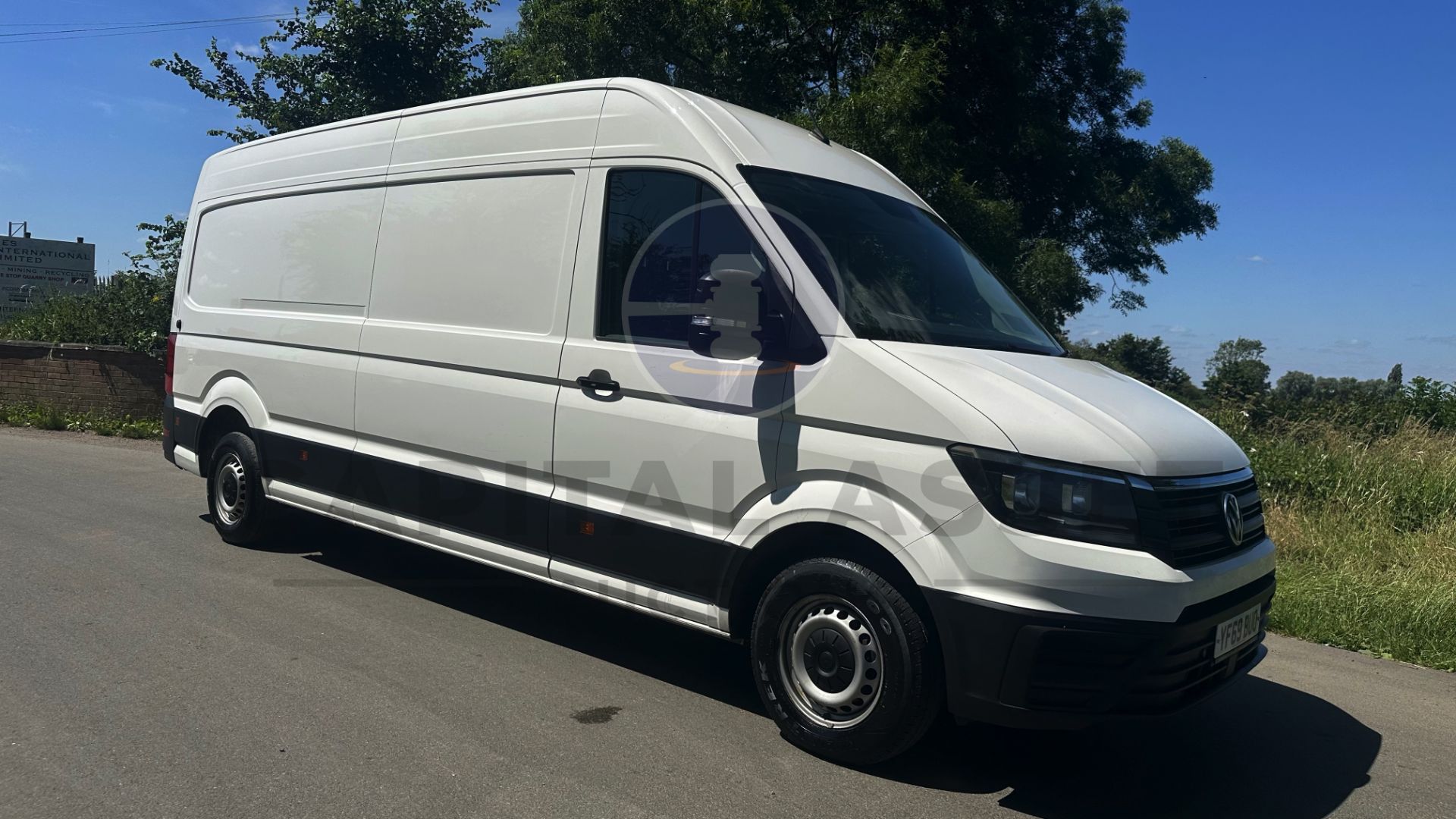 (On Sale) VOLKSWAGEN CRAFTER CR35 *TRENDLINE* LWB HI-ROOF (2020 - EURO 6) 2.0 TDI 'BLUEMOTION' *A/C* - Image 3 of 40