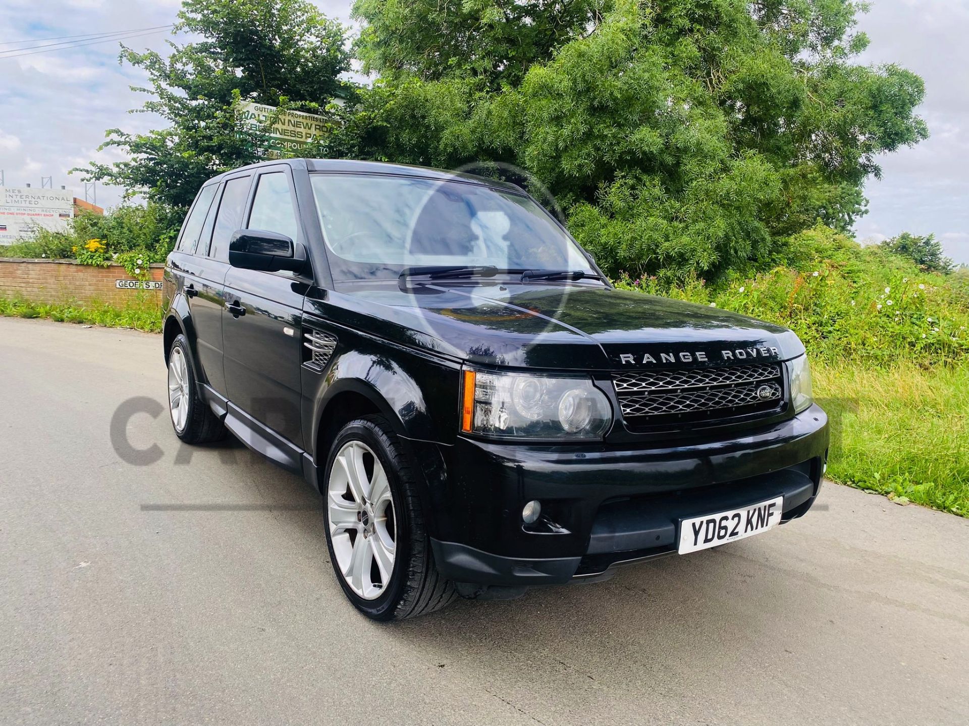 (On Sale) RANGE ROVER SPORT 3.0 SDV6 "HSE BLACK" COMMAND SHIFT (62 REG) SAT NAV & LEATHER (NO VAT) - Image 2 of 30