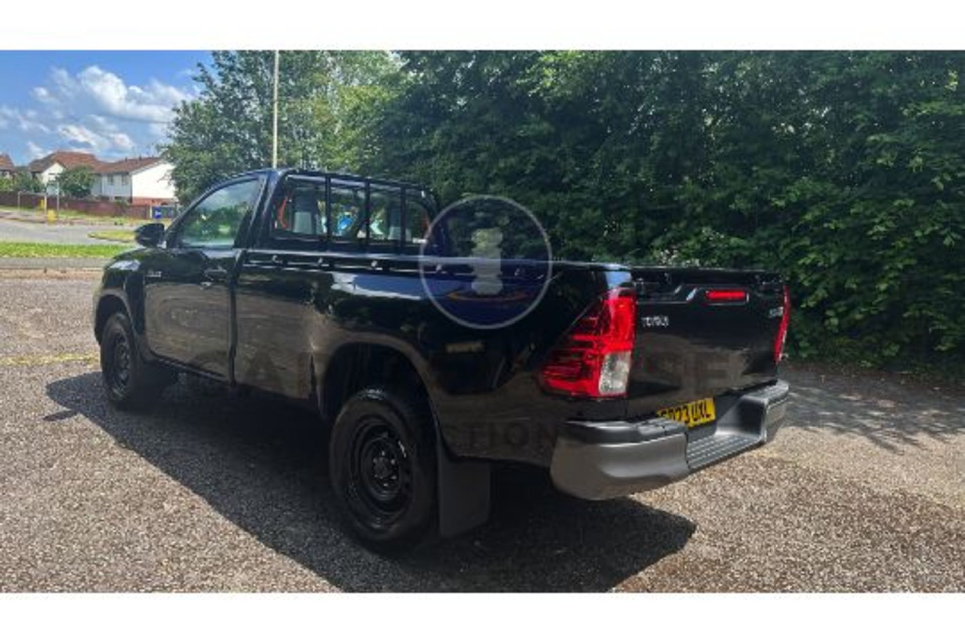 TOYOTA HILUX 2.4D-4D SINGLE CAB 4X4 PICK UP TRUCK - BLACK MODEL - 23 REG WITH DELIVERY MILES - WOW!! - Image 9 of 38