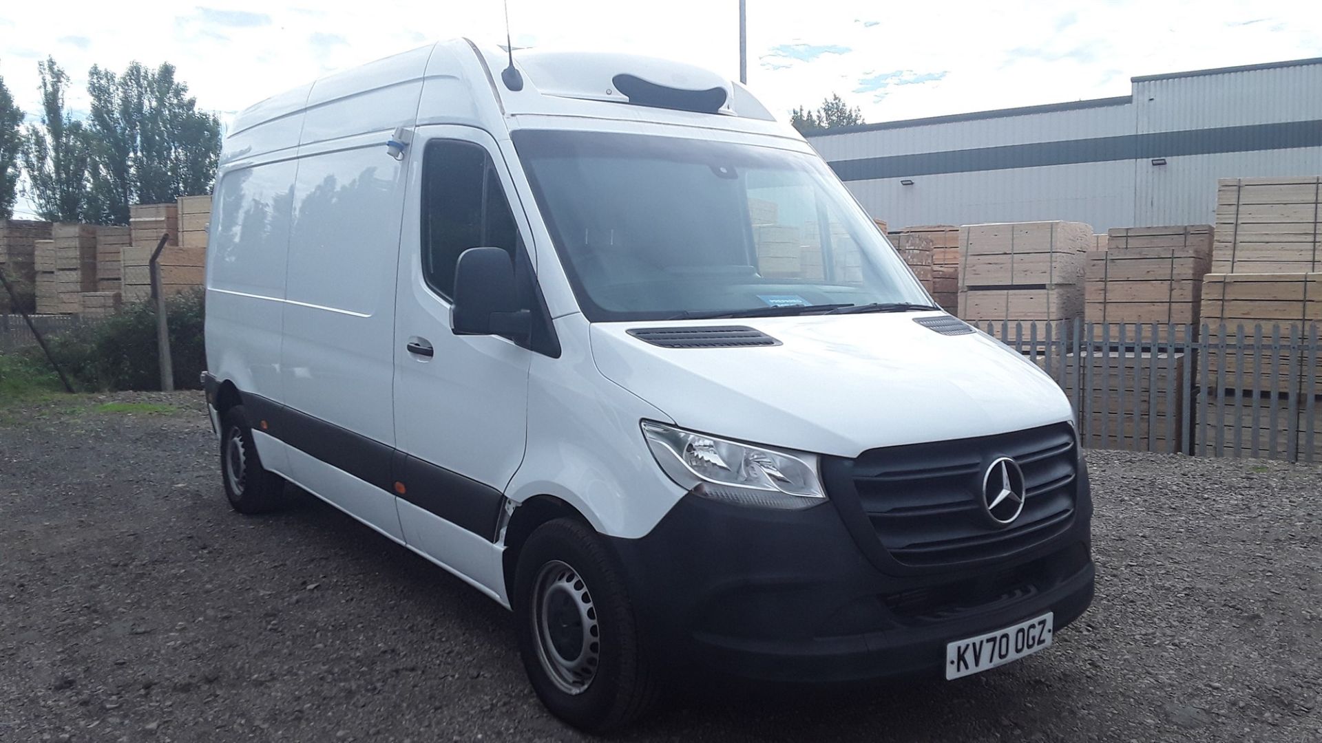 (ON SALE) MERCEDES SPRINTER 314CDI "AUTO" FRIDGE / FREEZER WITH STANDBY(2021 MODEL) -ONLY 79K MILES - Image 28 of 38