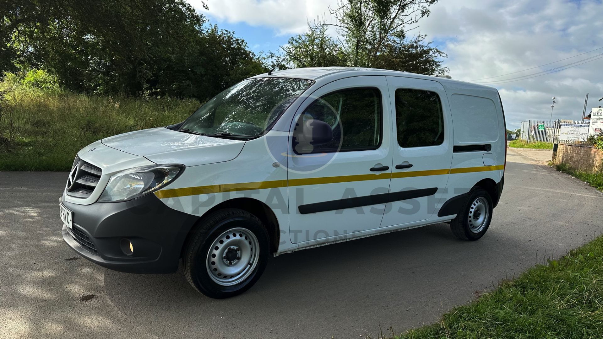 MERCEDES-BENZ CITAN 109 CDI *XLWB - 5 SEATER CREW VAN* (2019 - EURO 6) AUTO-STOP/START (1 OWNER) - Image 7 of 40