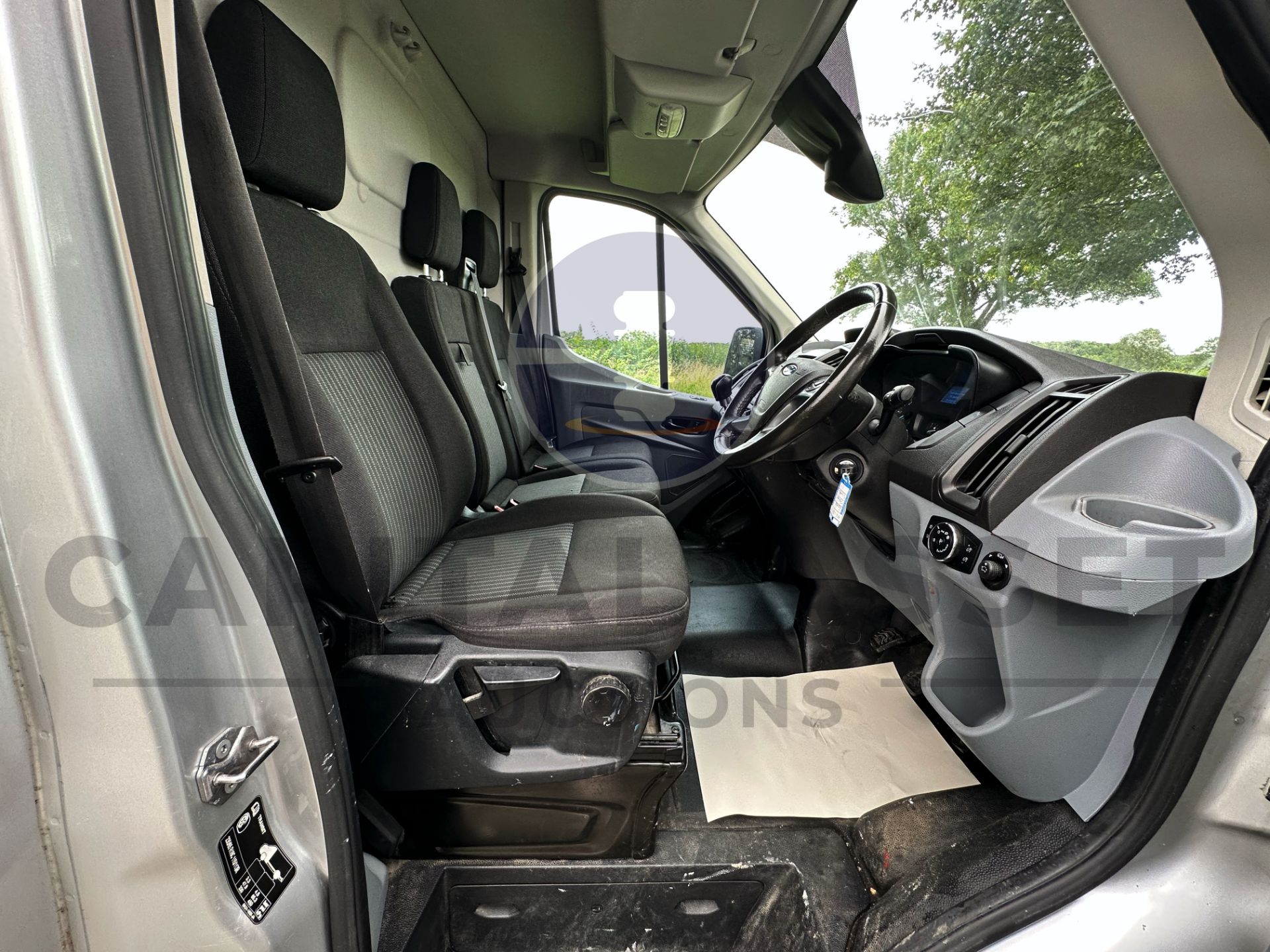 (ON SALE)FORD TRANSIT 130 T350 *LWB PANEL VAN* (2019 MODEL) 2.0 TDCI - 6 SPEED *EURO 6* - Image 12 of 17