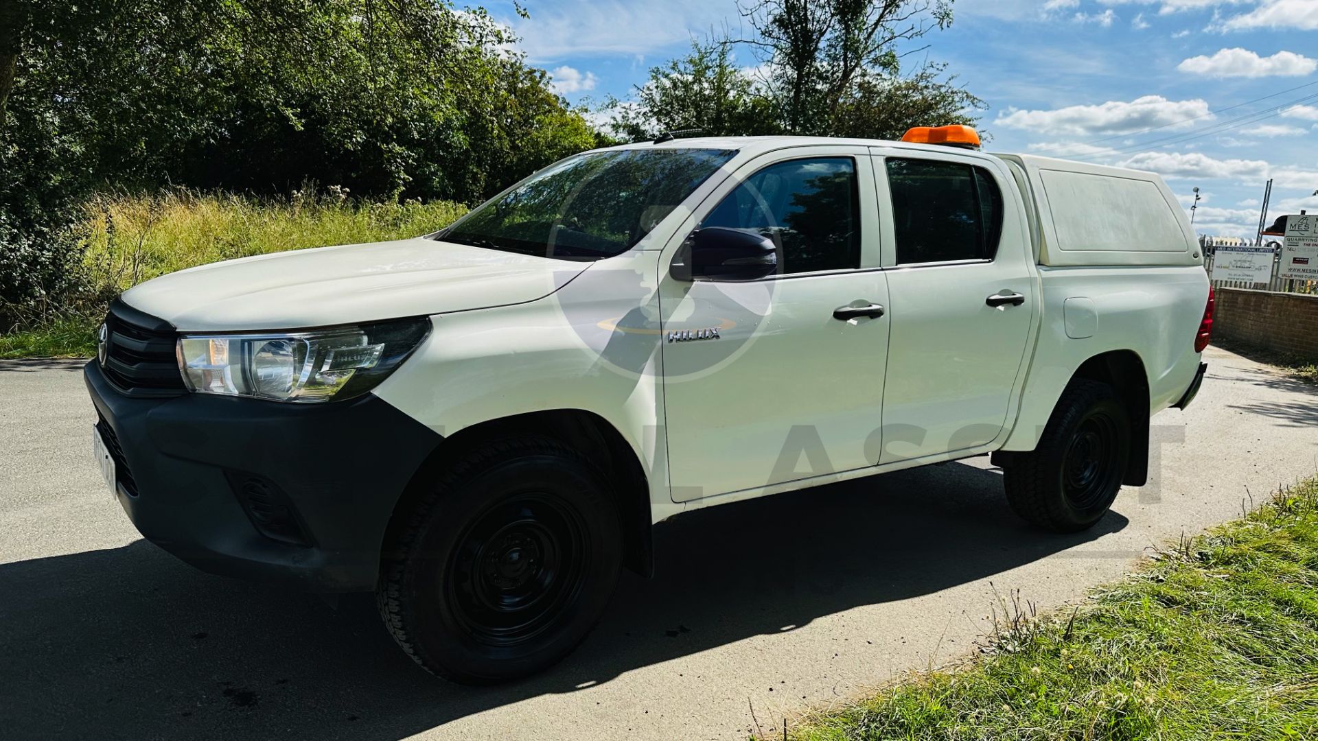 (ON SALE) TOYOTA HILUX *DOUBLE CAB PICK-UP* (2018 - EURO 6) 2.4 D-4D - AUTO STOP/START *AIR CON* - Image 6 of 41
