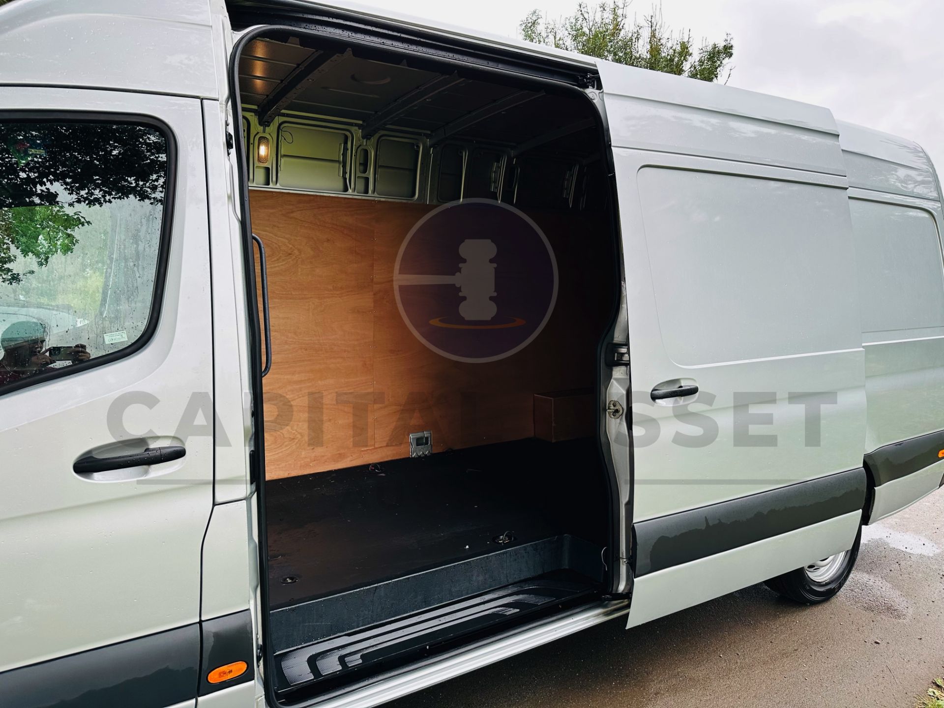 (ON SALE) MERCEDES-BENZ SPRINTER 314 CDI *LWB HI-ROOF* (2019 - 141 BHP - 6 SPEED *AIR CON* (EURO 6) - Image 15 of 29