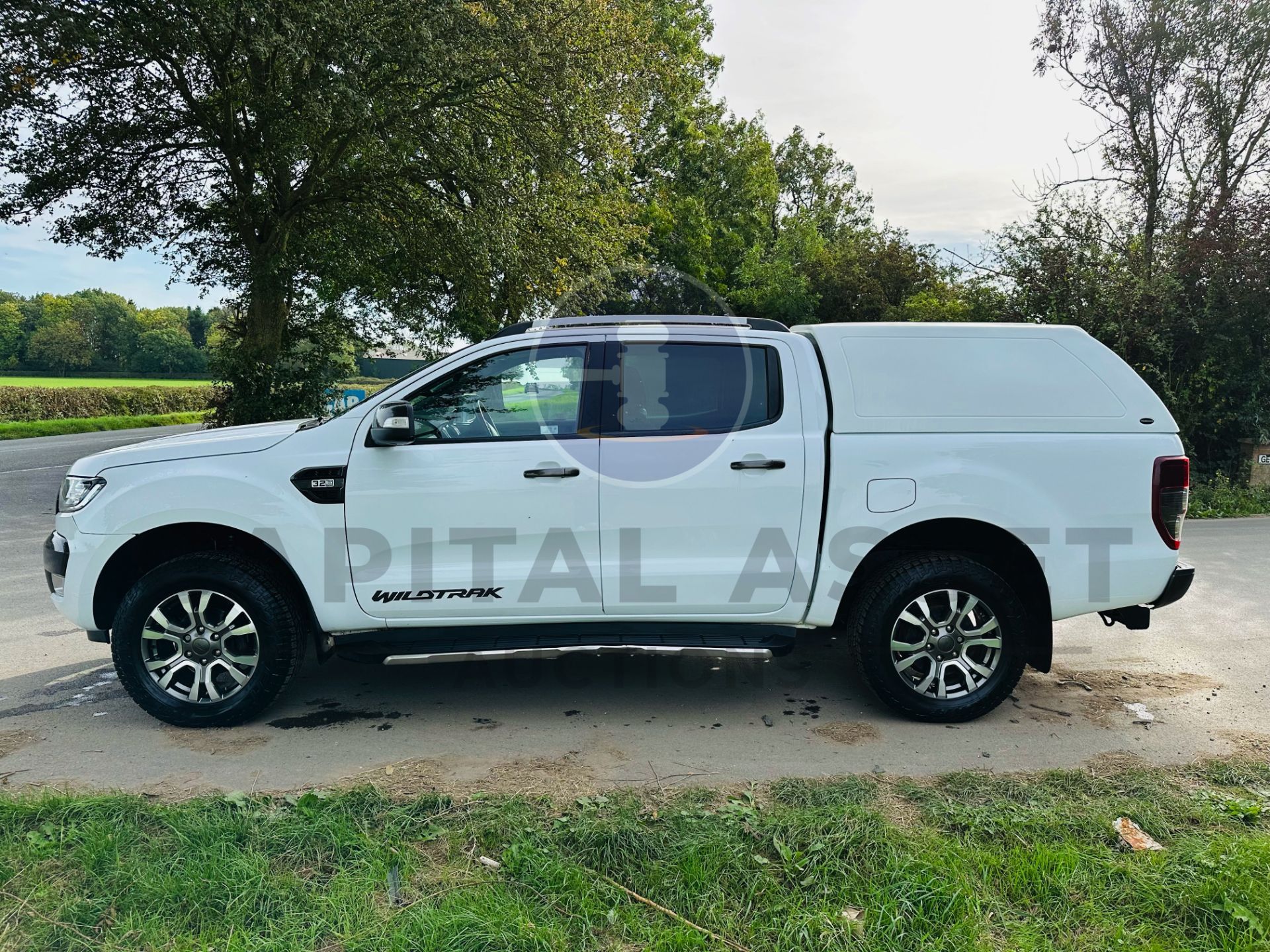 (ON SALE) FORD RANGER "WILDTRAK" 3.2TDCI (200) AUTO-START/STOP - D/CAB - 19 REG - 1 OWNER - LEATHER - Image 8 of 39