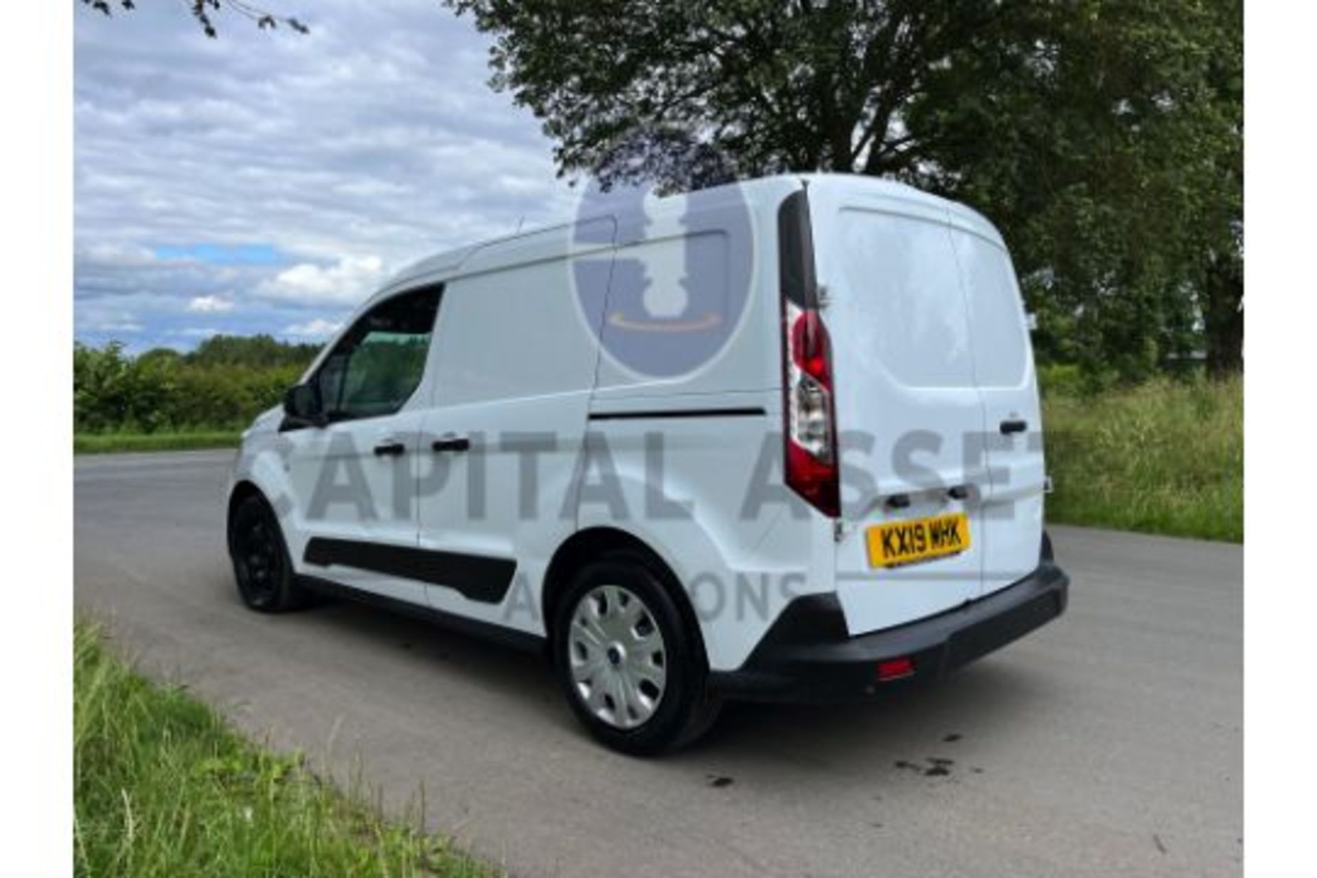 (ON SALE) FORD TRANSIT CONNECT 1.5TDCI “TREND” 19 REG - NEW SHAPE - 1 OWNER - EURO 6 - ELEC PACK - Image 6 of 20
