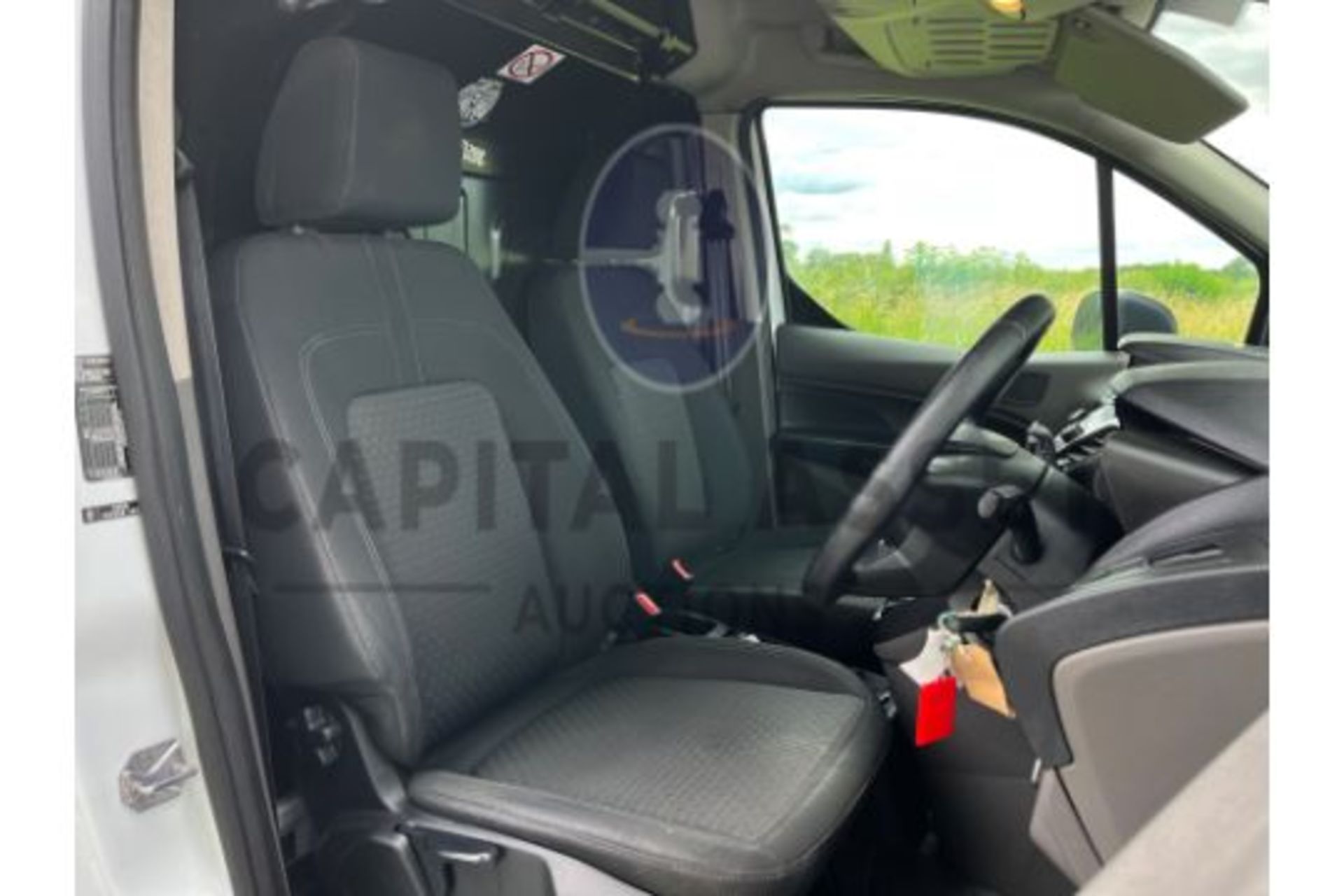 (ON SALE) FORD TRANSIT CONNECT 1.5TDCI “TREND” 19 REG - NEW SHAPE - 1 OWNER - EURO 6 - ELEC PACK - Image 11 of 20