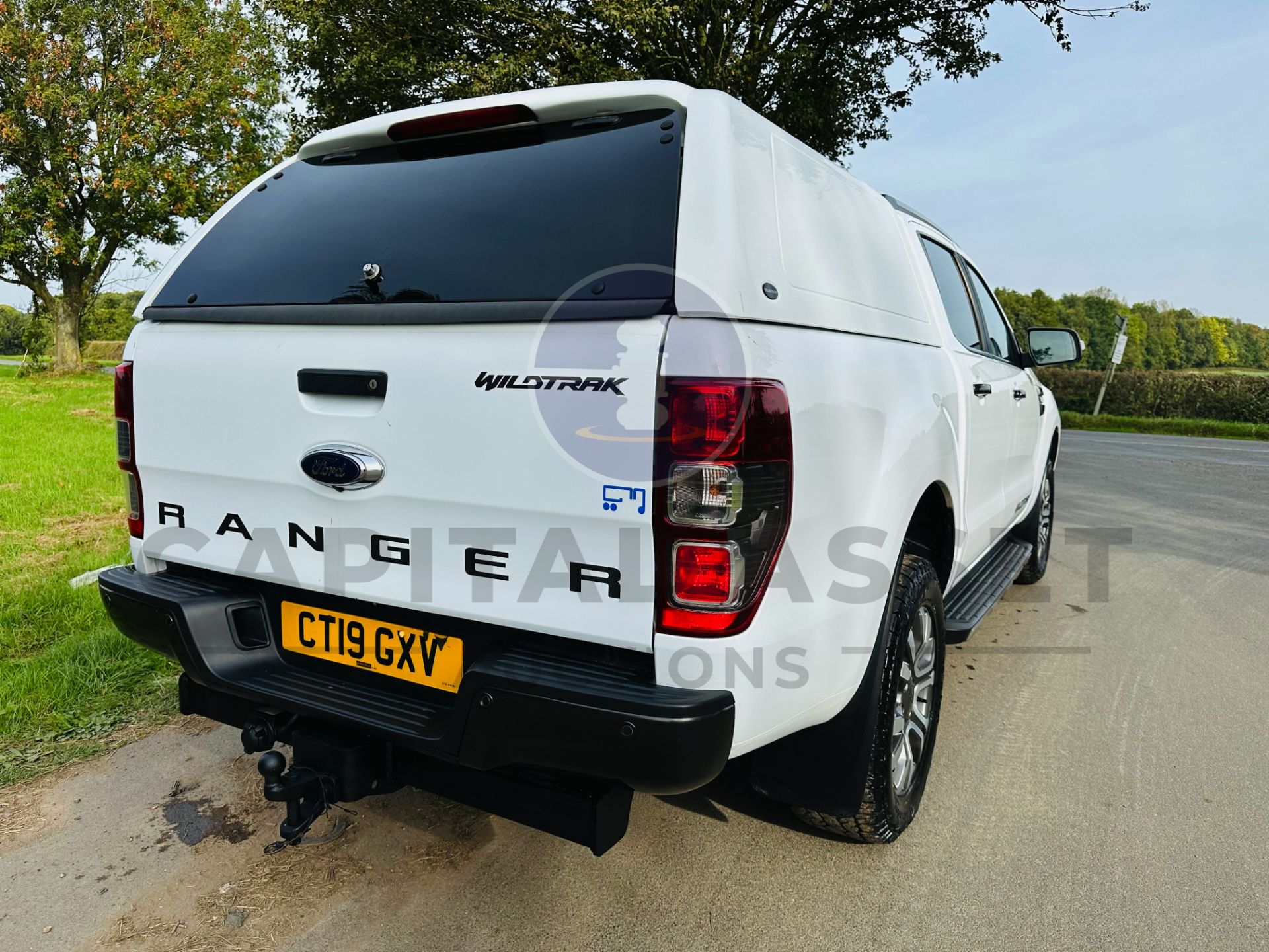 (ON SALE) FORD RANGER "WILDTRAK" 3.2TDCI (200) AUTO-START/STOP - D/CAB - 19 REG - 1 OWNER - LEATHER - Image 14 of 39