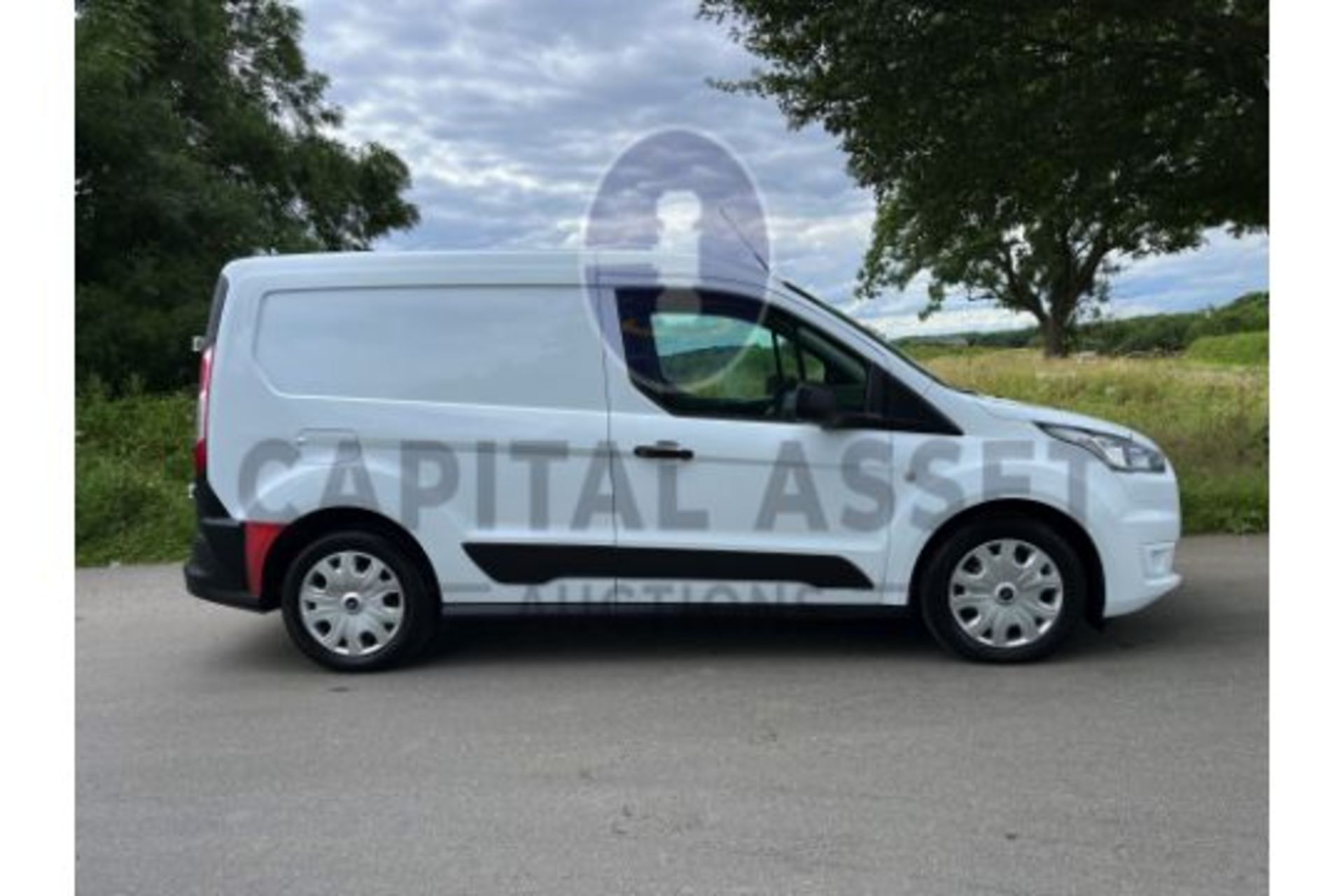 (ON SALE) FORD TRANSIT CONNECT 1.5TDCI “TREND” 19 REG - NEW SHAPE - 1 OWNER - EURO 6 - ELEC PACK - Image 8 of 20