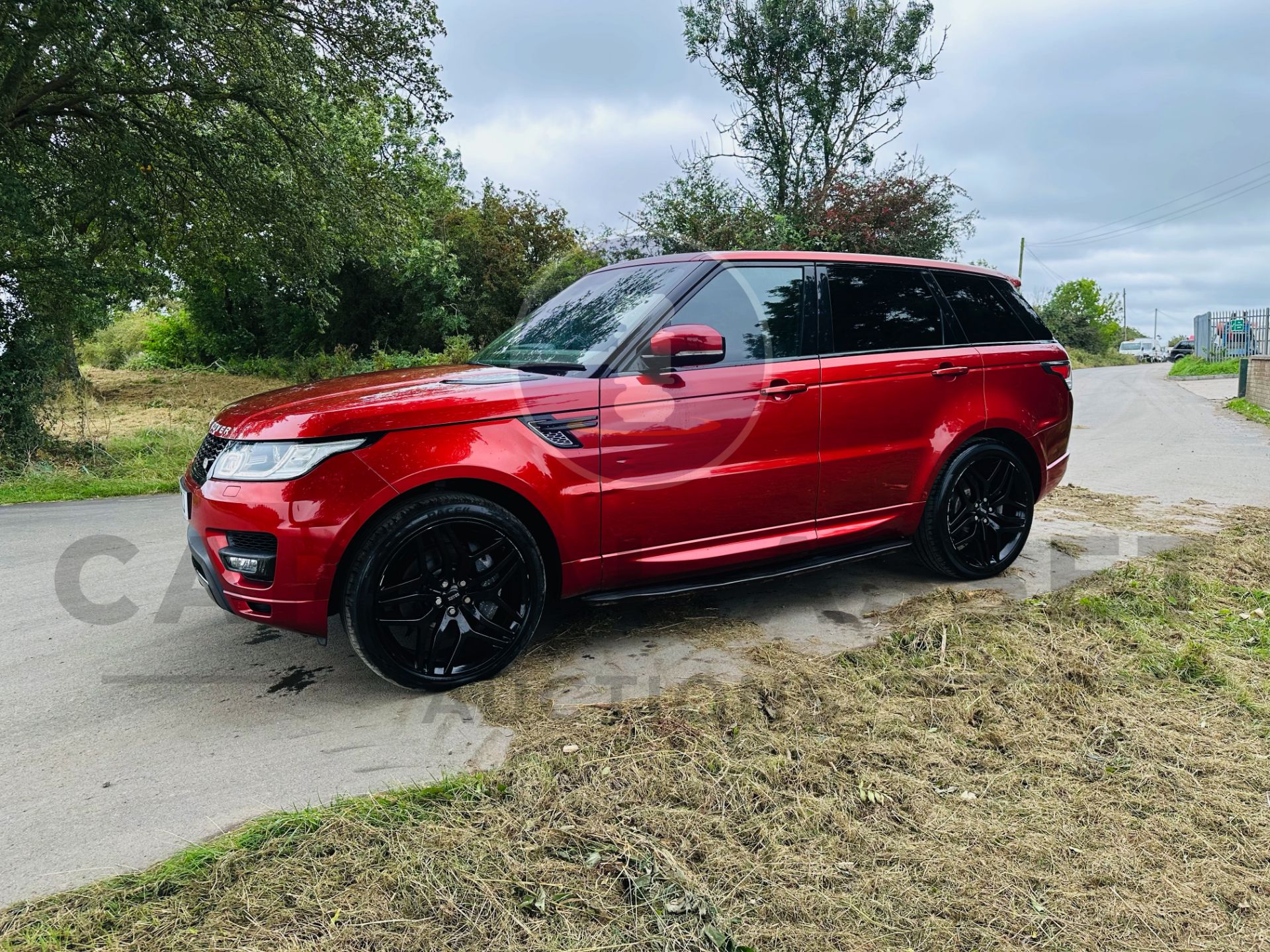 (On Sale) RANGE ROVER SPORT *HSE EDTION* 7 SEATER SUV (2014) 3.0 SDV6 - 8 SPEED AUTOMATIC (NO VAT) - Image 5 of 35