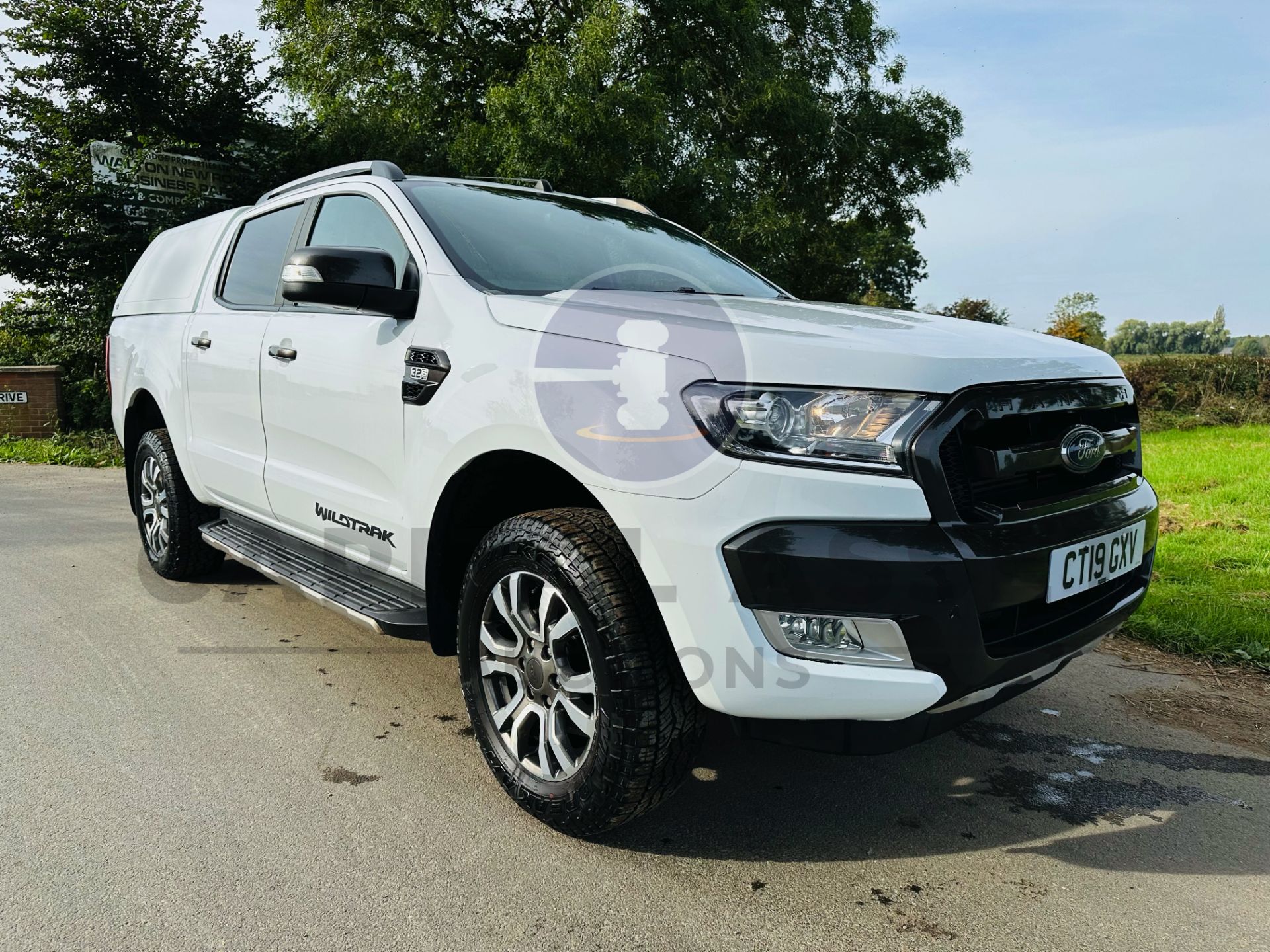 (ON SALE) FORD RANGER "WILDTRAK" 3.2TDCI (200) AUTO-START/STOP - D/CAB - 19 REG - 1 OWNER - LEATHER - Image 2 of 39