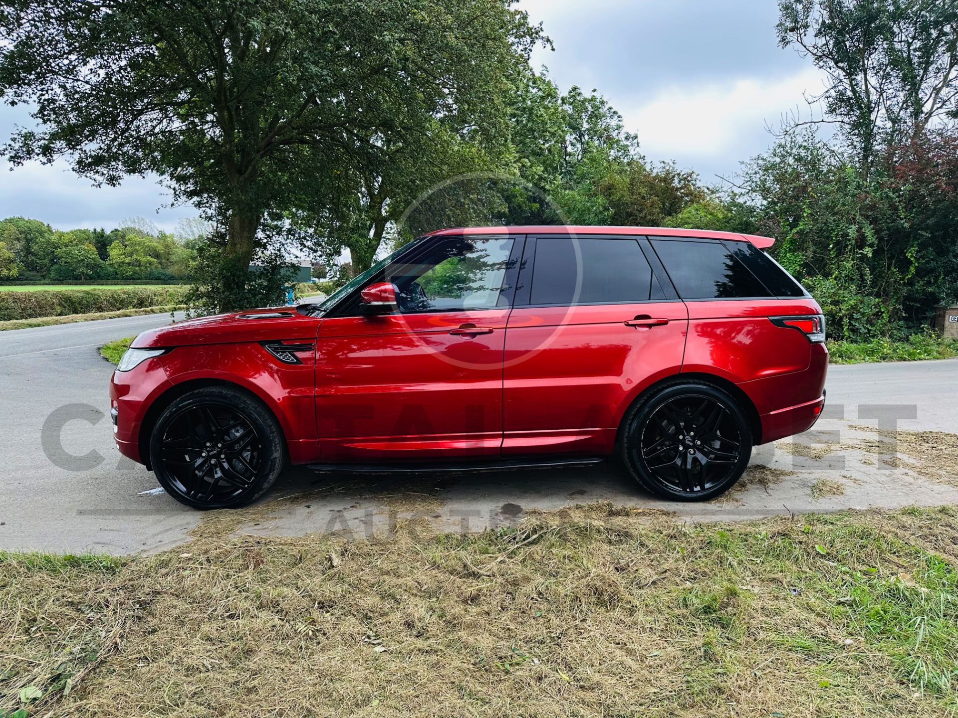 (On Sale) RANGE ROVER SPORT *HSE EDTION* 7 SEATER SUV (2014) 3.0 SDV6 - 8 SPEED AUTOMATIC (NO VAT) - Image 6 of 35