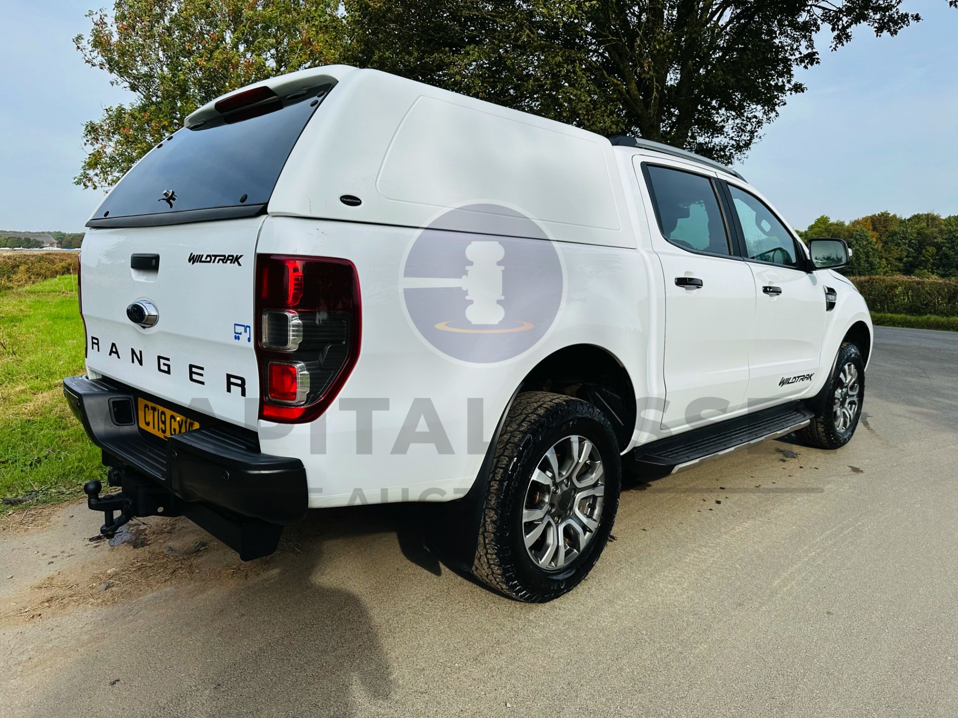 (ON SALE) FORD RANGER "WILDTRAK" 3.2TDCI (200) AUTO-START/STOP - D/CAB - 19 REG - 1 OWNER - LEATHER - Image 15 of 39