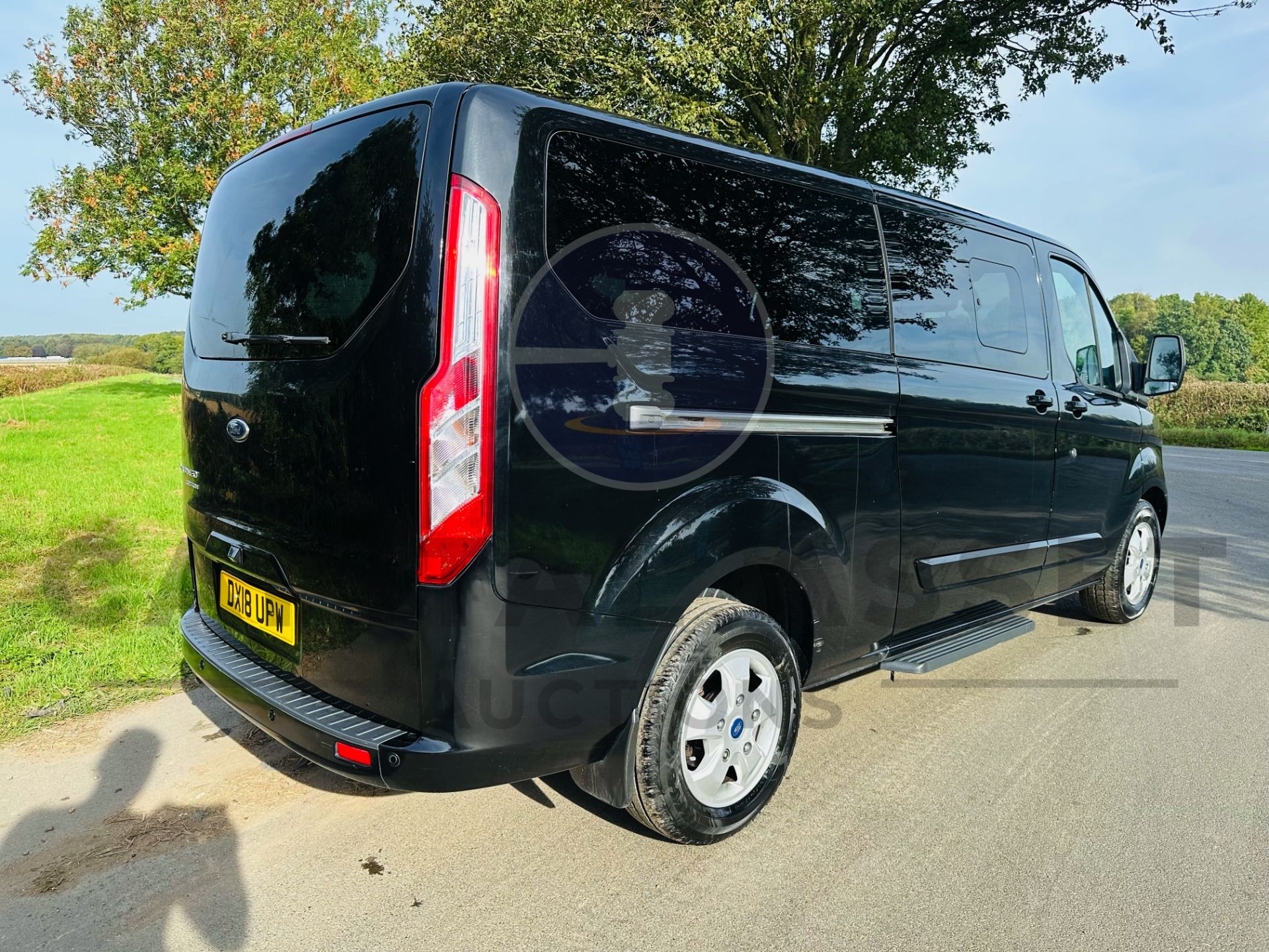 (On Sale) FORD TRANSIT TOURNEO CUSTOM *LWB 9 SEATER BUS* (2018 - EURO 6) 2.0 TDCI - AUTO (1 OWNER) - Image 13 of 42