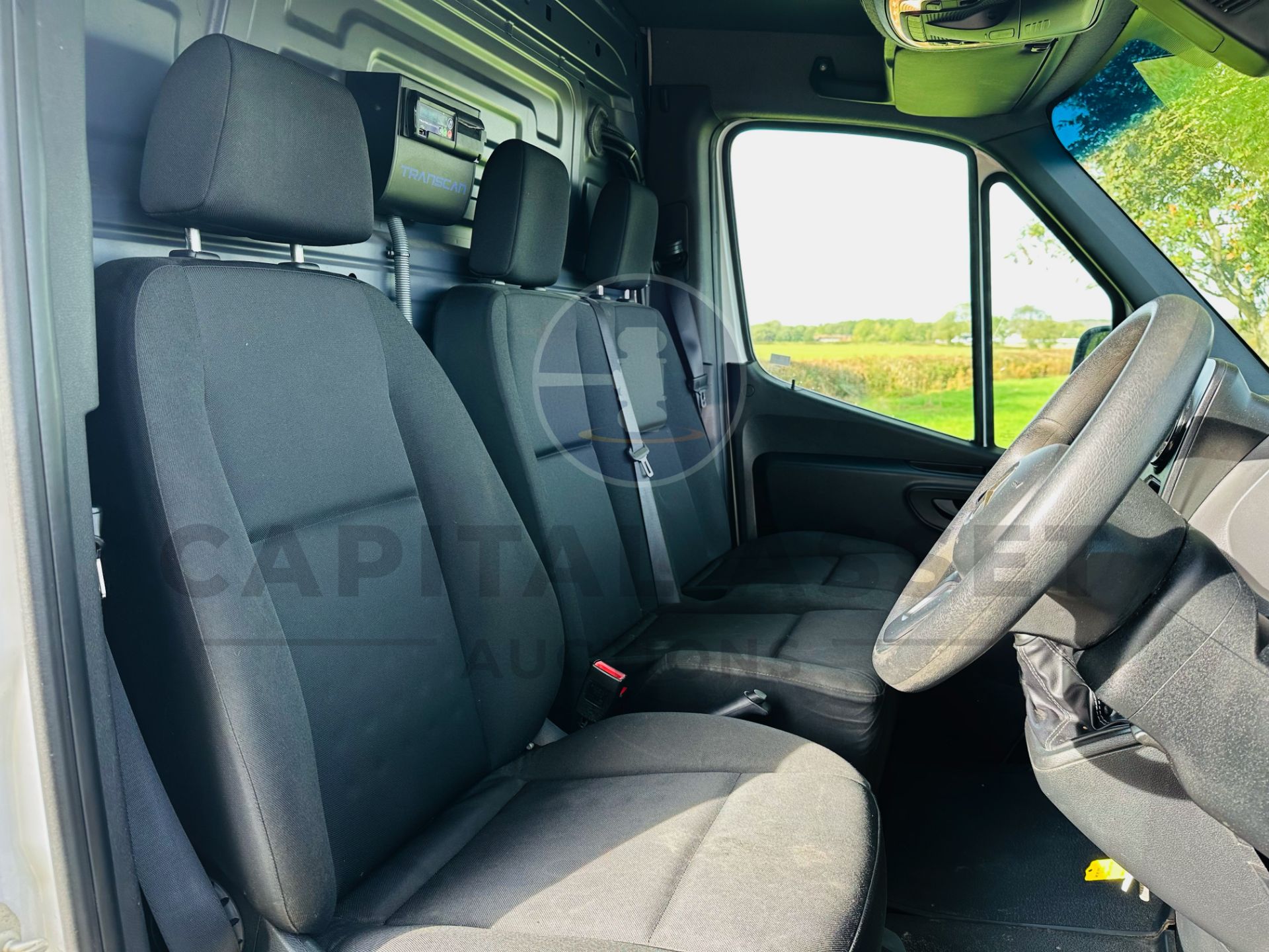 MERCEDES-BENZ SPRINTER 314 CDI *MWB - REFRIGERATED VAN* (2019 - FACELIFT MODEL) *OVERNIGHT STANDBY* - Image 28 of 44