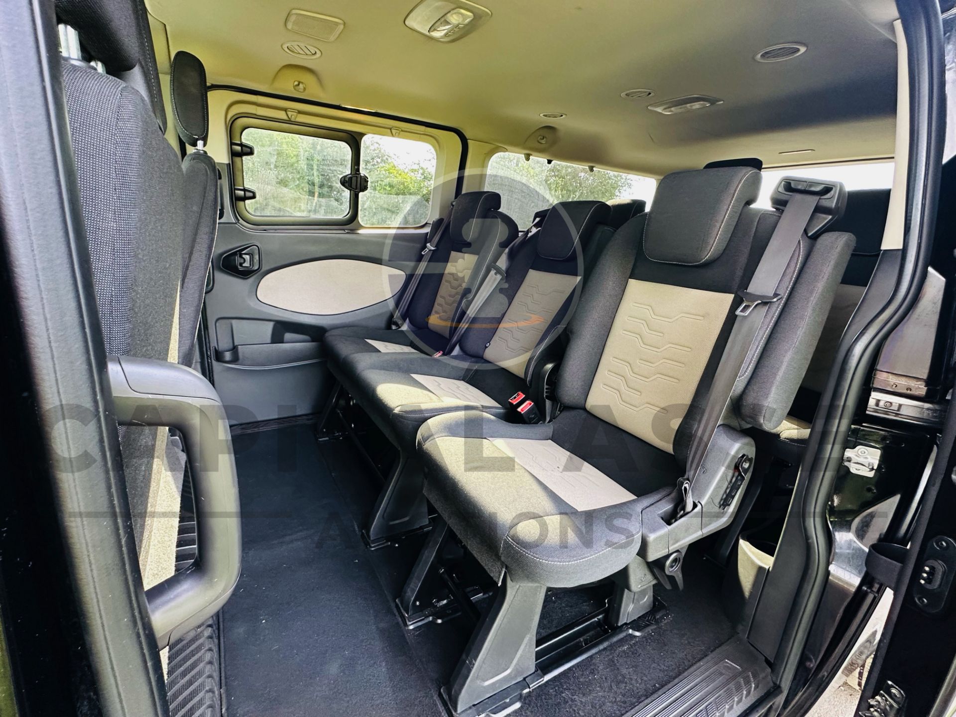 (On Sale) FORD TRANSIT TOURNEO CUSTOM *LWB 9 SEATER BUS* (2018 - EURO 6) 2.0 TDCI - AUTO (1 OWNER) - Image 21 of 42