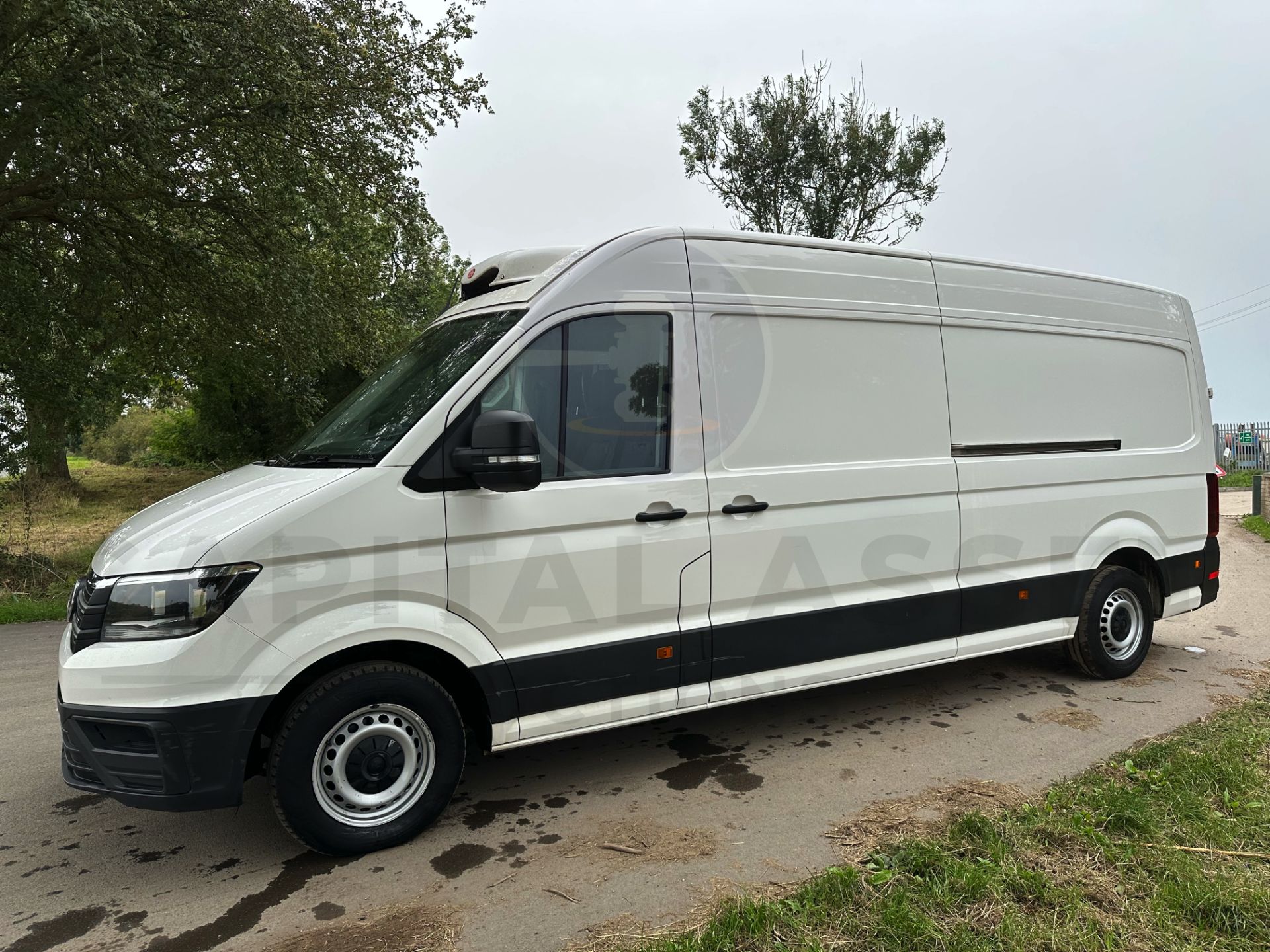 (ON SALE) VOLKSWAGEN CRAFTER CR35 *LWB-REFRIGERATED VAN* (2020 - EURO 6) 2.0 TDI - 140 BHP - 6 SPEED - Image 5 of 23