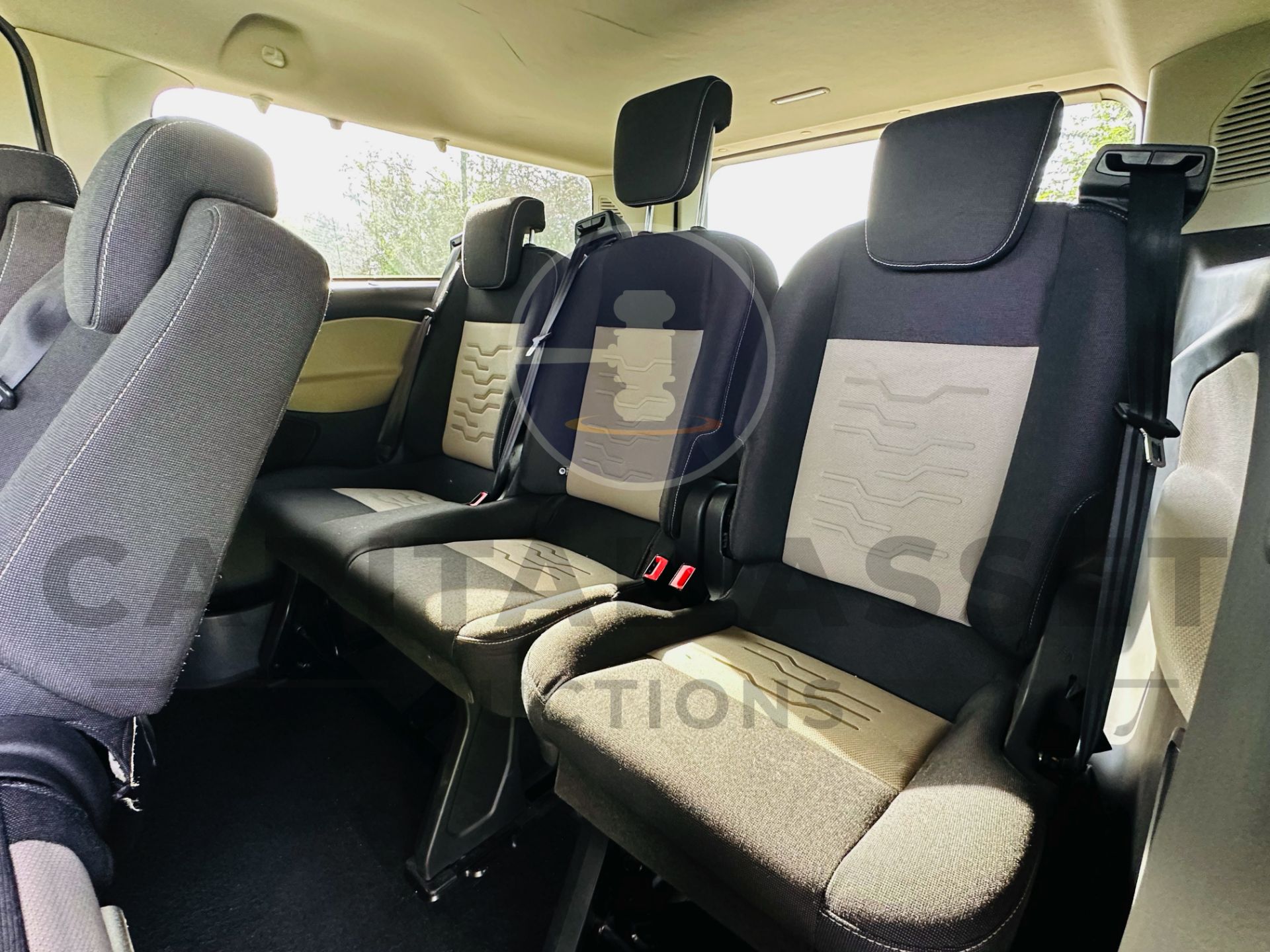 (On Sale) FORD TRANSIT TOURNEO CUSTOM *LWB 9 SEATER BUS* (2018 - EURO 6) 2.0 TDCI - AUTO (1 OWNER) - Image 22 of 42