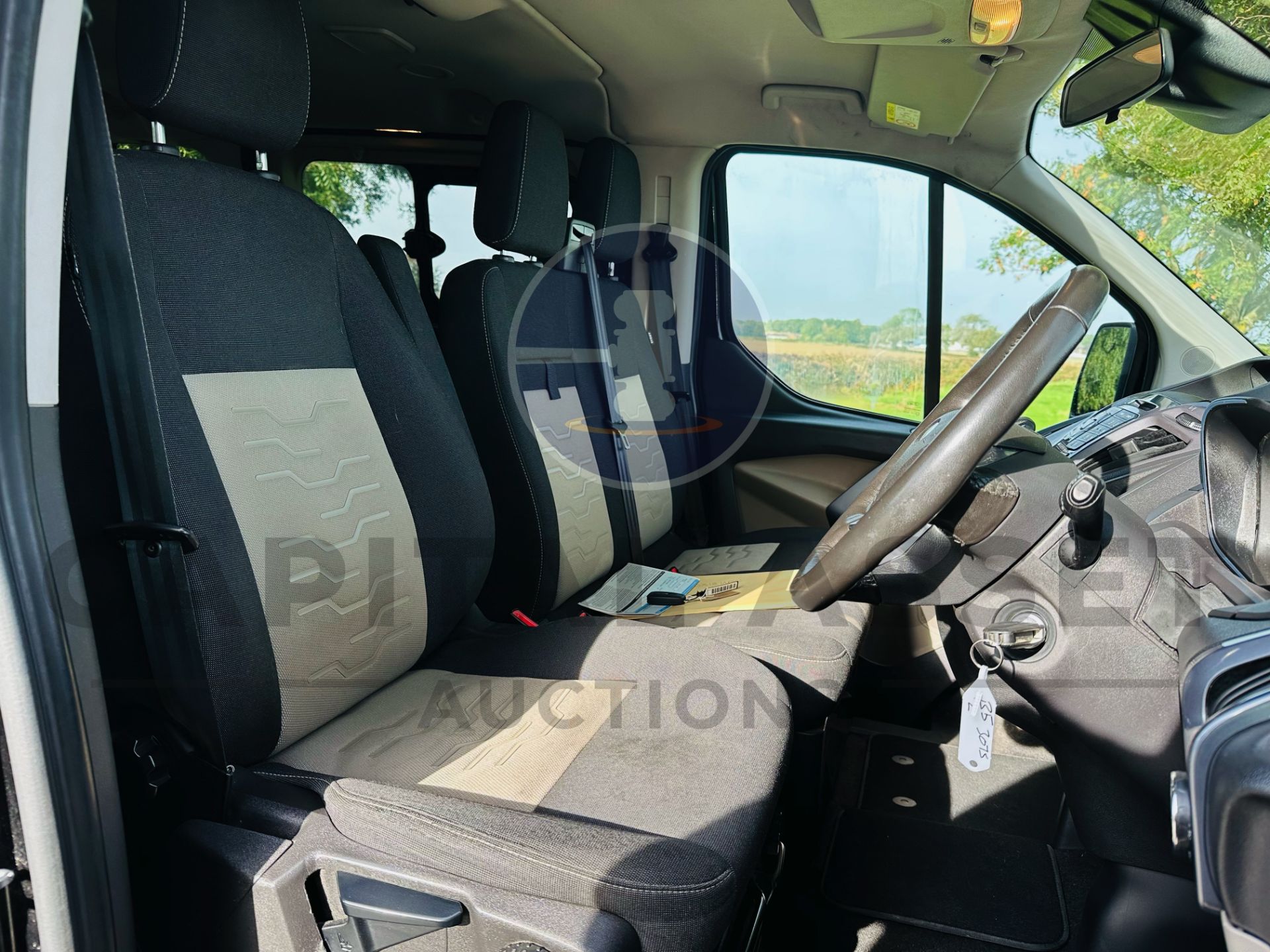 (On Sale) FORD TRANSIT TOURNEO CUSTOM *LWB 9 SEATER BUS* (2018 - EURO 6) 2.0 TDCI - AUTO (1 OWNER) - Image 27 of 42