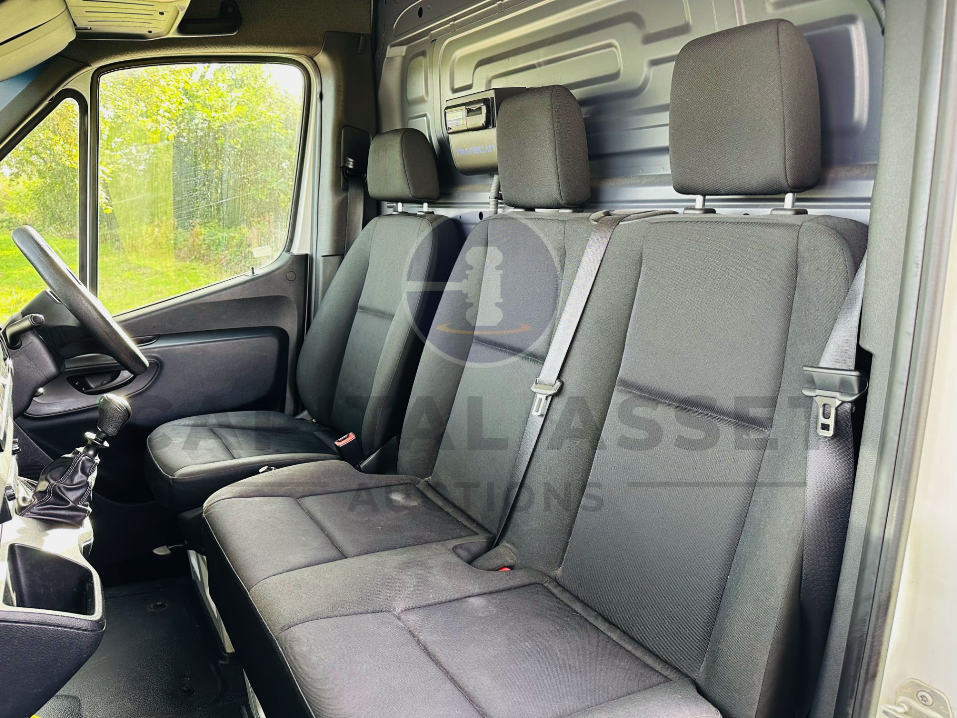 MERCEDES-BENZ SPRINTER 314 CDI *MWB - REFRIGERATED VAN* (2019 - FACELIFT MODEL) *OVERNIGHT STANDBY* - Image 24 of 44