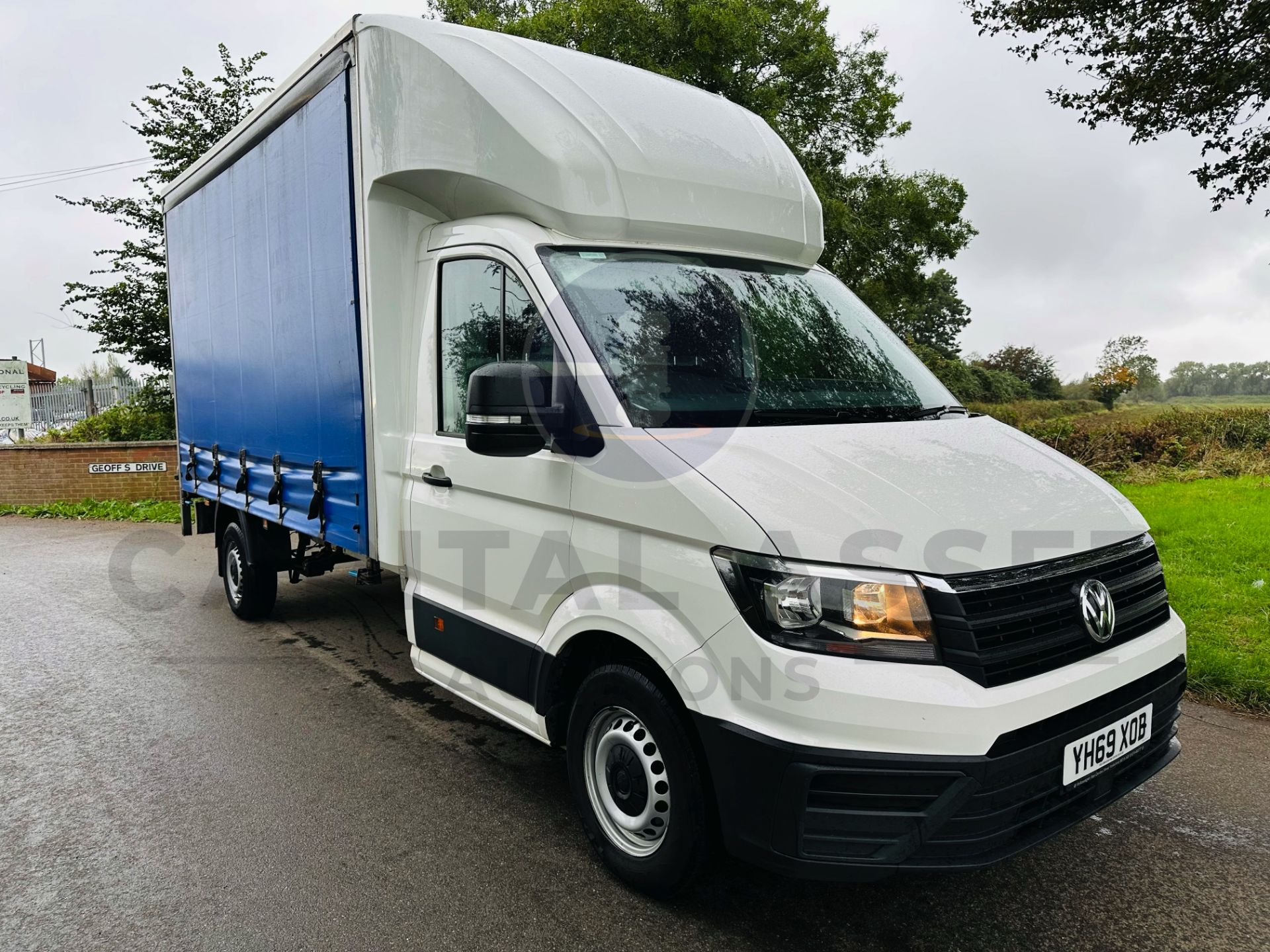 (On Sale) VOLKSWAGEN CRAFTER CR35 *LWB - CURTAIN SIDE* (69 REG - EURO 6) 2.0 TDI *EURO 6* (1 OWNER) - Image 2 of 26