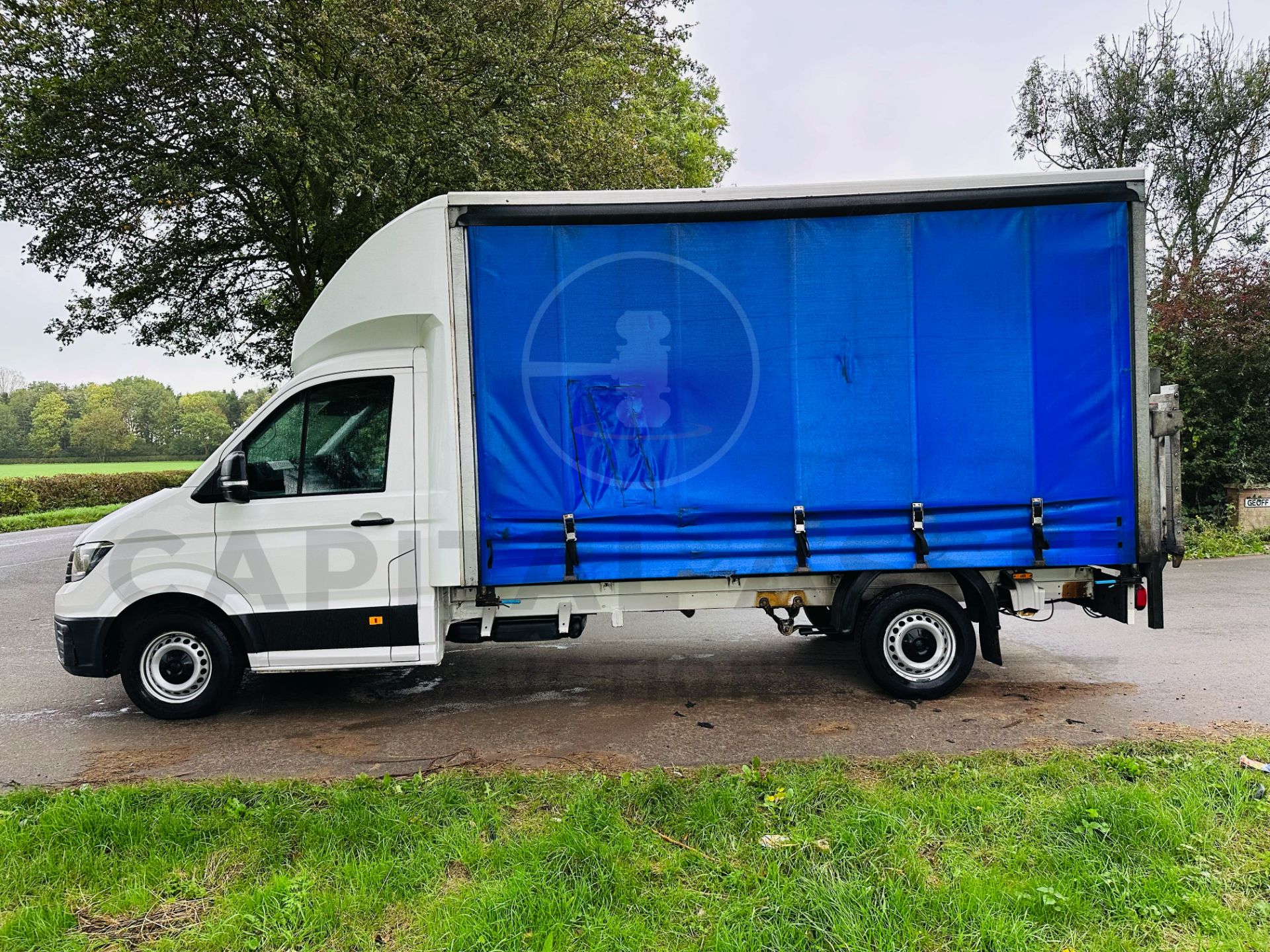 (On Sale) VOLKSWAGEN CRAFTER CR35 *LWB - CURTAIN SIDE* (69 REG - EURO 6) 2.0 TDI *EURO 6* (1 OWNER) - Image 6 of 26