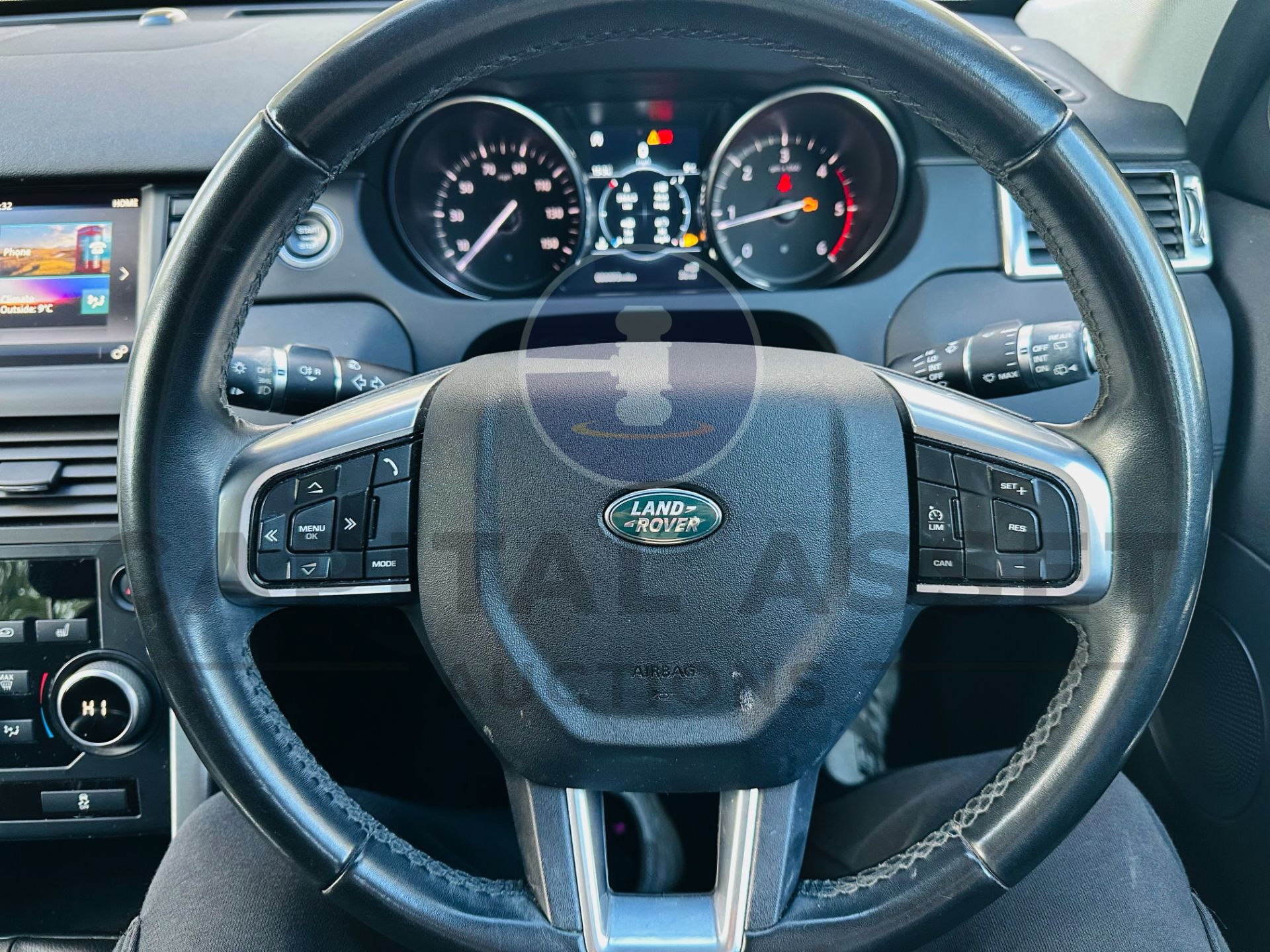 (On Sale) LAND ROVER DISCOVERY SPORT *SE* 5 DOOR SUV (2019 - EURO 6) 2.0 ED4 - AUTO STOP/START - Image 35 of 38
