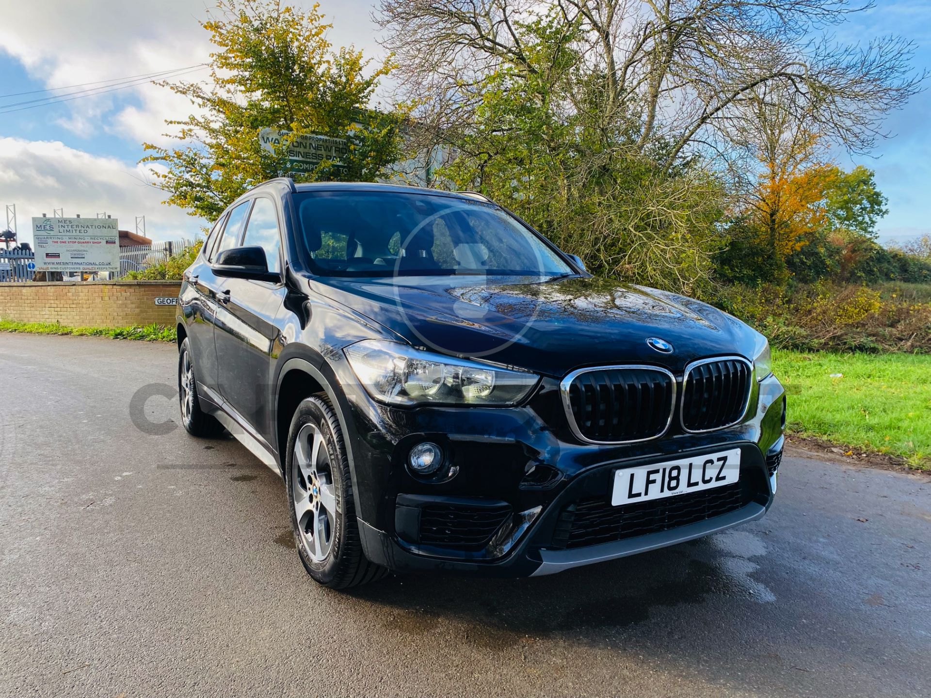 (ON SALE) BMW X1 sDRIVE 18d SE 2.0 DIESEL - 18 REG - 1 OWNER FROM NEW - SAT NAV - AIR CON - - Image 3 of 36