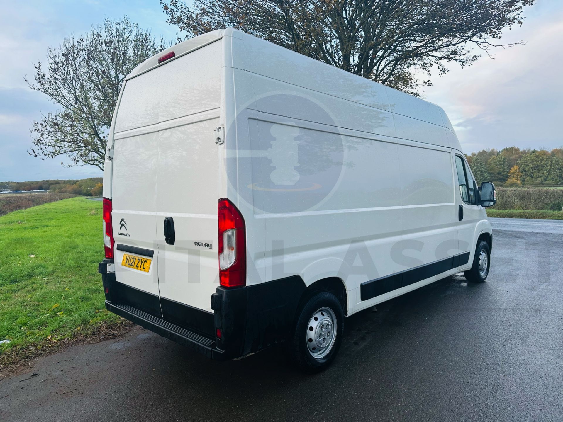 (ON SALE) CITROEN RELAY *ENTERPRISE EDITION* LWB EXTRA HI-ROOF (2021 -EURO 6) 2.2 BLUE HDI - 6 SPEED - Image 8 of 27