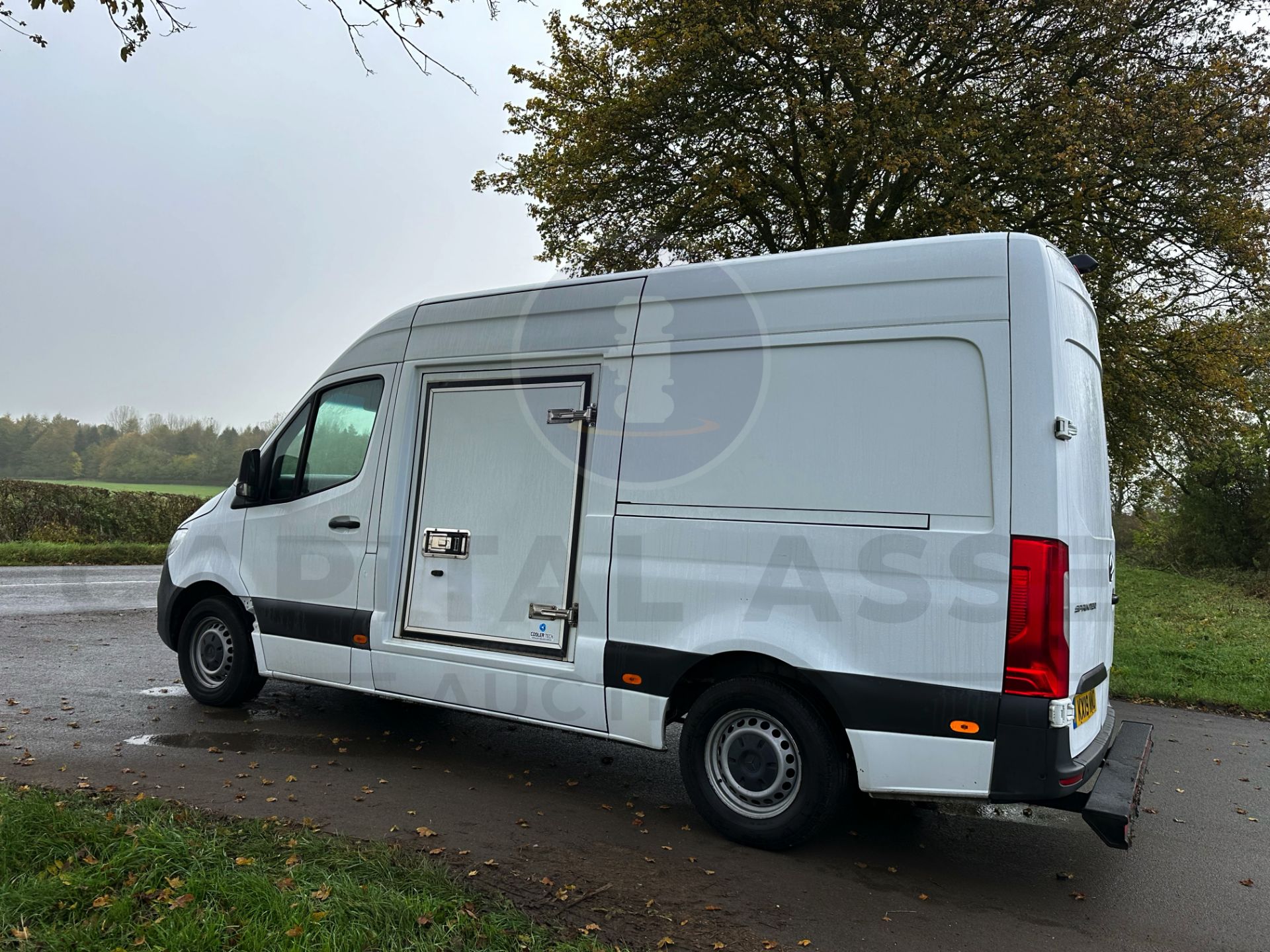 MERCEDES-BENZ SPRINTER 314 CDI *MWB - REFRIGERATED VAN* (2019 - FACELIFT MODEL) *OVERNIGHT STANDBY* - Image 9 of 45