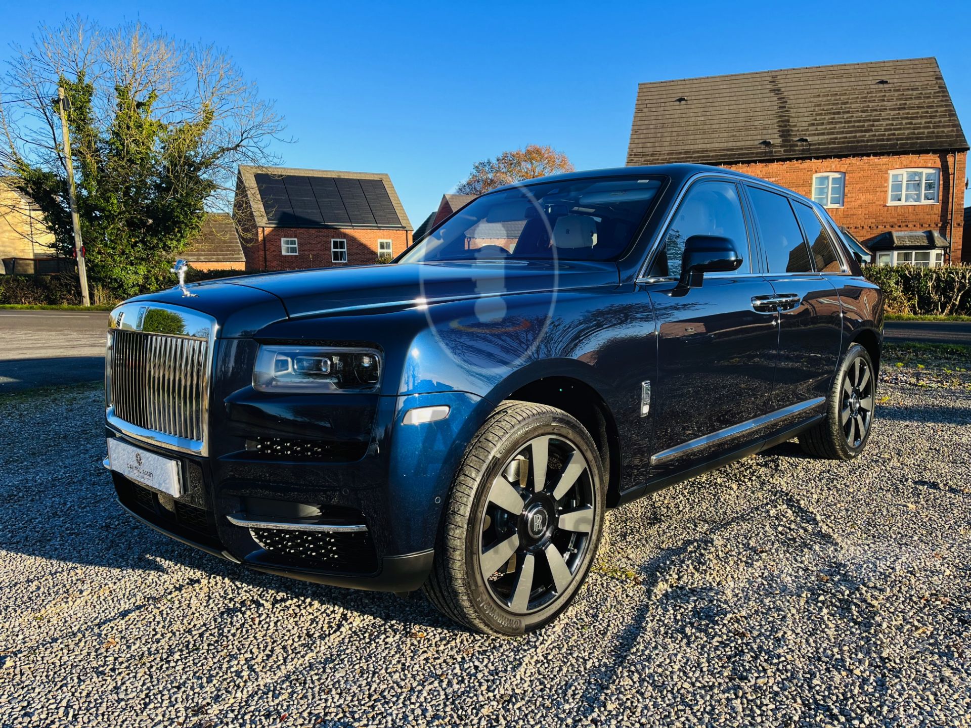 ROLLS ROYCE CULLINAN SILVER BADGE V12 6.75L (23 REG) ULTIMATE LUXURY SUV - ONLY 2100 MILES -MUST SEE - Image 3 of 61
