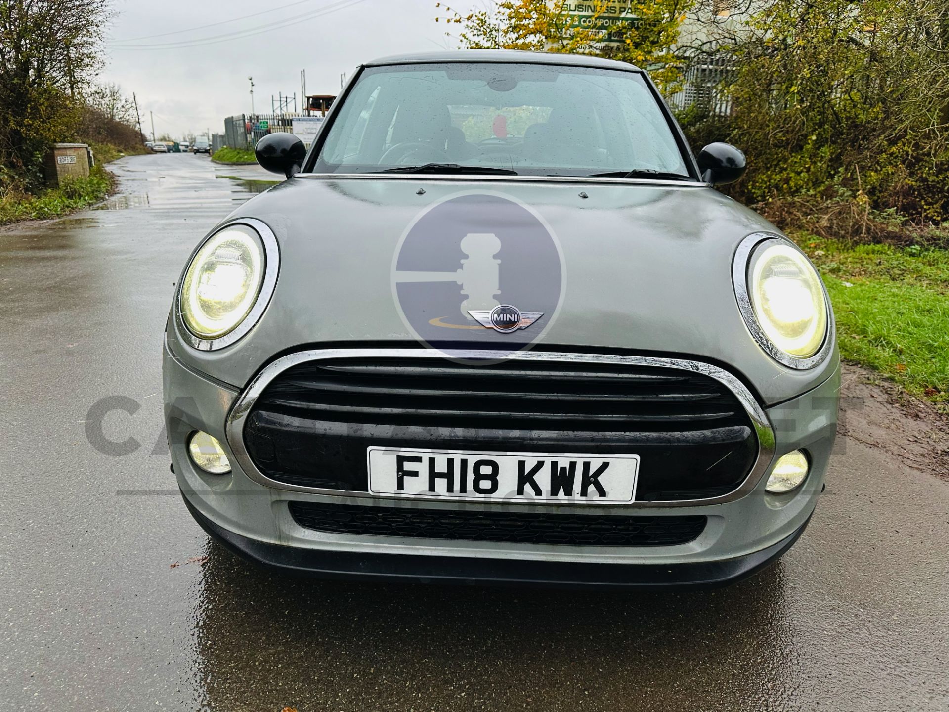 (ON SALE) MINI ONE 1.5 PETROL (18 REG) - START / STOP -AIR CONDITIONING -ONLY 35K MILES - NO VAT! - Image 4 of 39