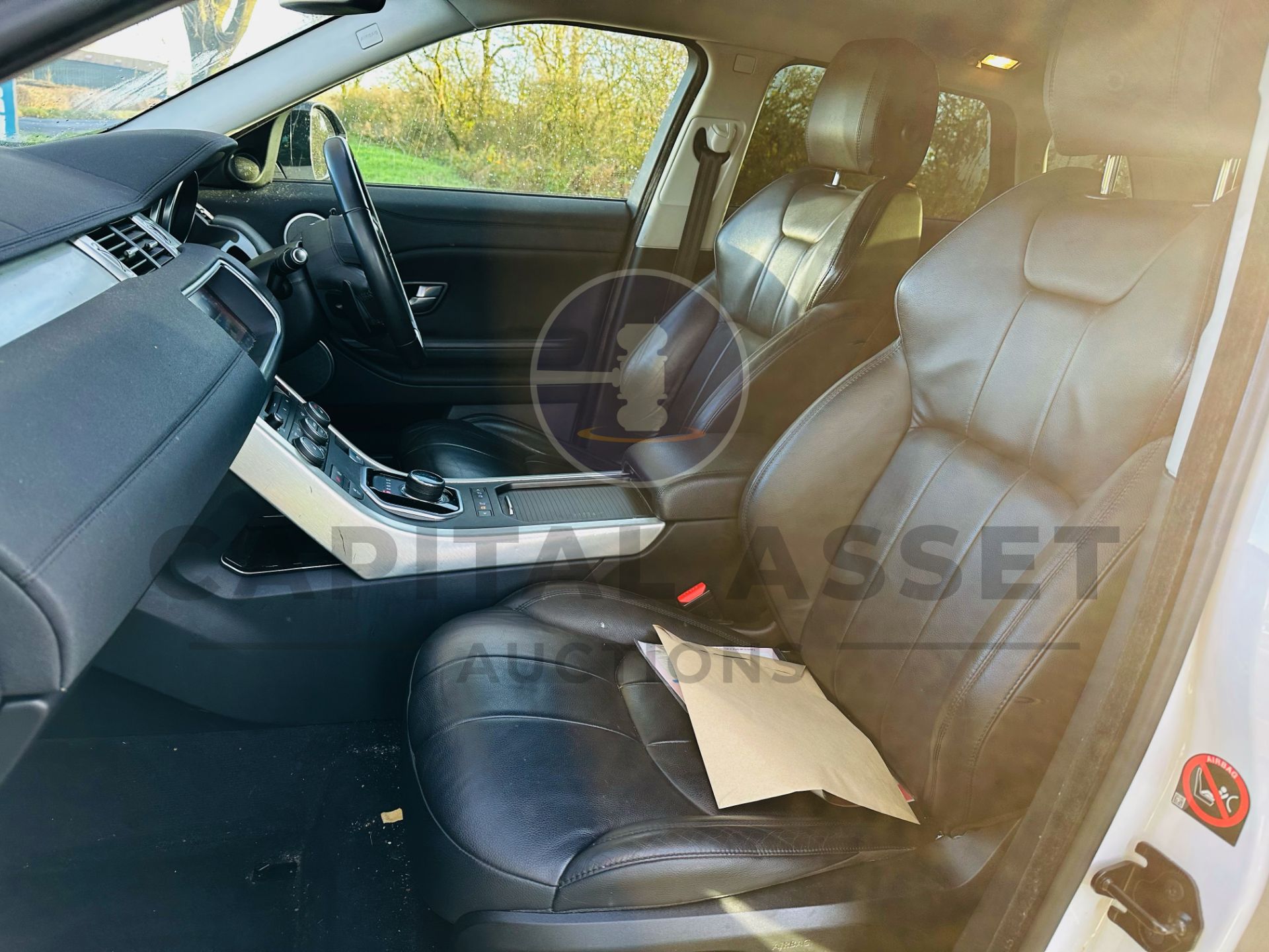 RANGE ROVER EVOQUE *SE EDITION* (AUTOMATIC / COMMANSHIFT) - 2018 MODEL - SERVICE HISTORY - NO VAT!!! - Image 18 of 35