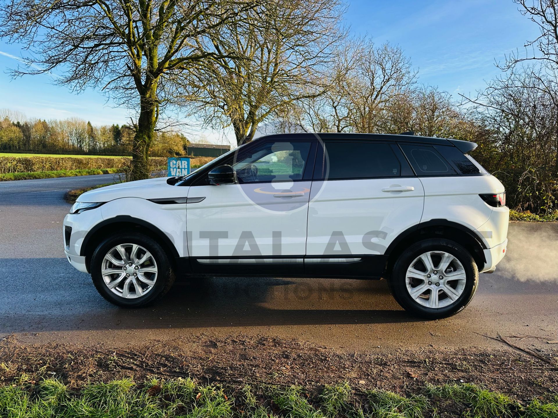 RANGE ROVER EVOQUE *SE EDITION* (AUTOMATIC / COMMANSHIFT) - 2018 MODEL - SERVICE HISTORY - NO VAT!!! - Image 6 of 35