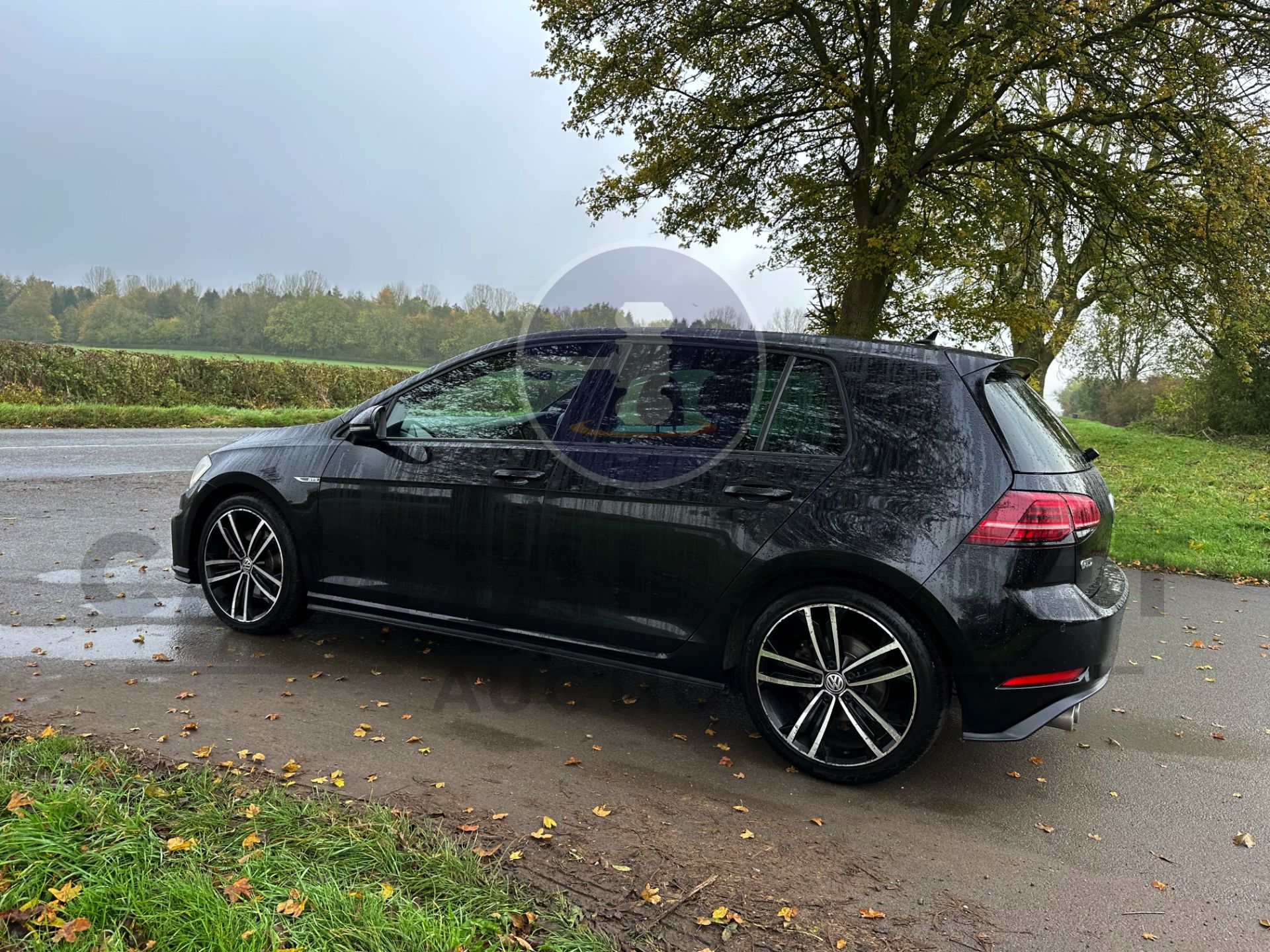 (On Sale) VOLKSWAGEN GOLF *GTD EDITION* 5 DOOR (2018 NEW MODEL) 2.0 TDI - 184 BHP - AUTO STOP/START - Image 9 of 50