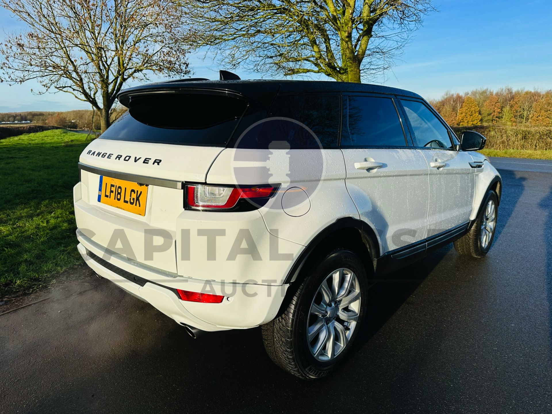 RANGE ROVER EVOQUE *SE EDITION* (AUTOMATIC / COMMANSHIFT) - 2018 MODEL - SERVICE HISTORY - NO VAT!!! - Image 9 of 35