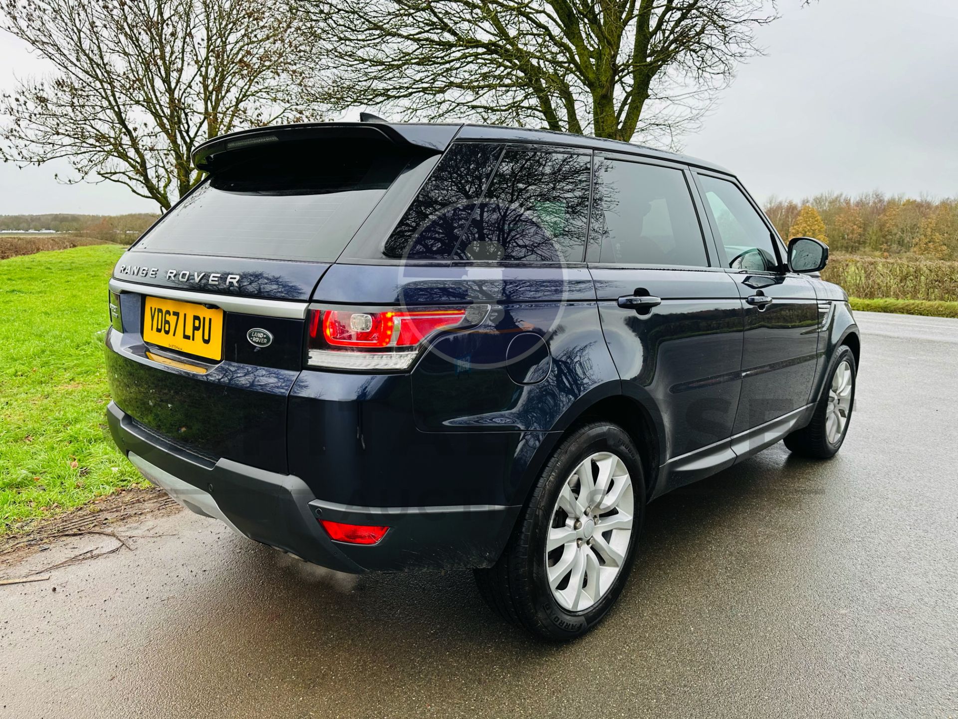 (ON SALE) RANGE ROVER SPORT *HSE EDITION* *AUTOMATIC / COMMANDSHIFT* - 2018 MODEL - NO VAT!!! - Image 14 of 41