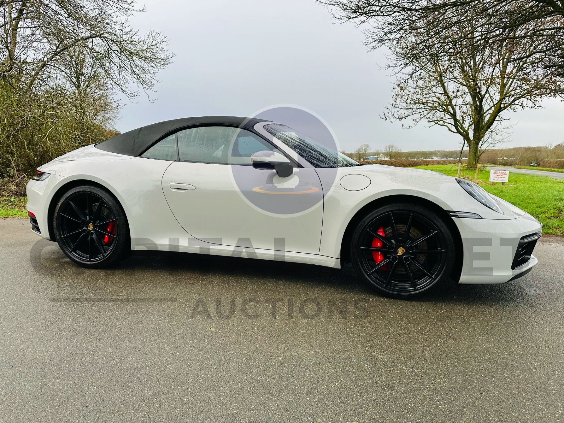 PORSCHE 911 CARRERA S *2 DOOR CABRIOLET* (2019- 992 FACELIFT MODEL) 3.0 V6 - AUTO PDK *MASSIVE SPEC*