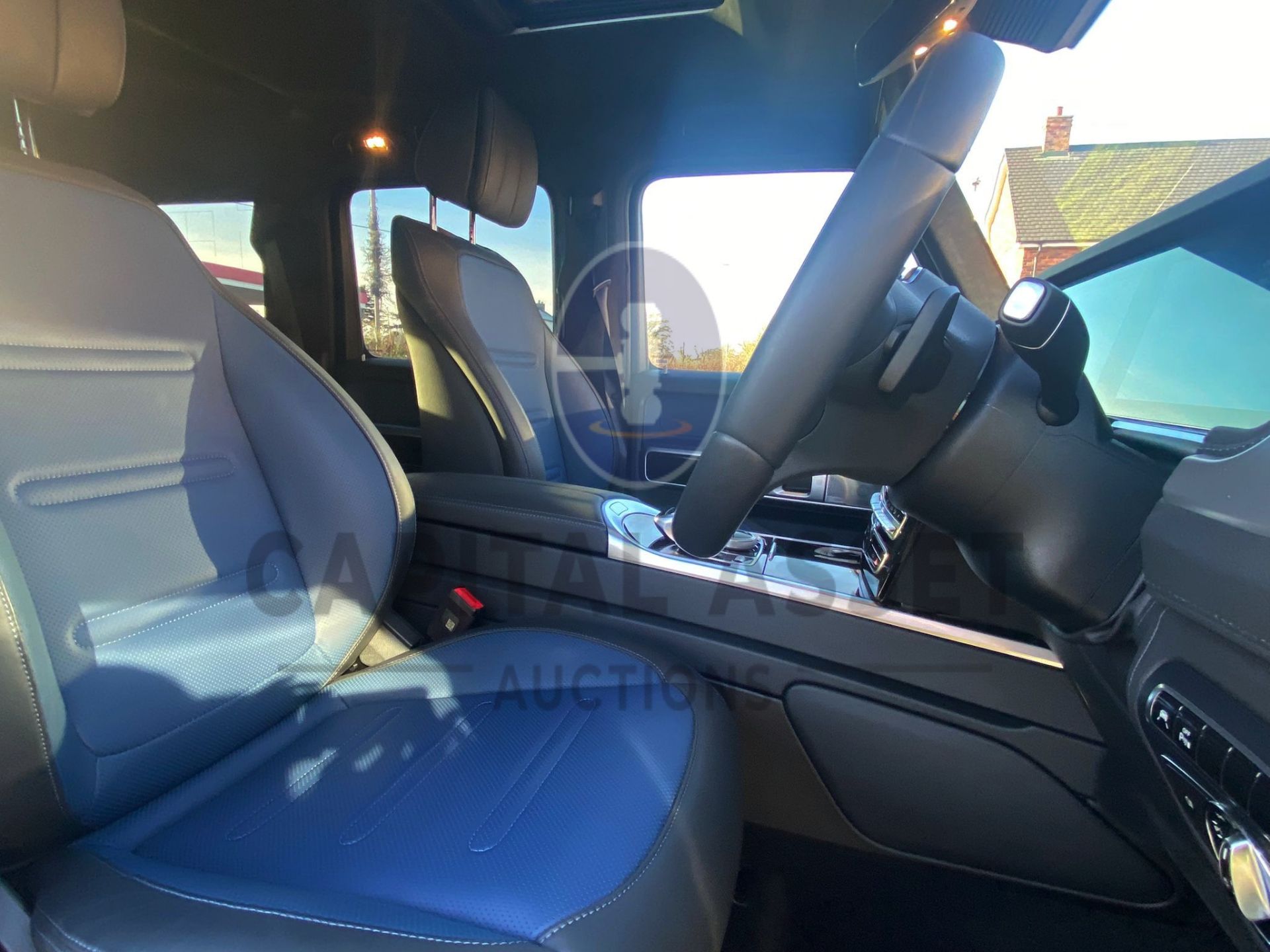 (On Sale) MERCEDES G400d AUTO "AMG-LINE PREMIUM PLUS" NIGHT PACK (73 REG) VINTAGE BLUE - AMAZING ! - Image 12 of 40