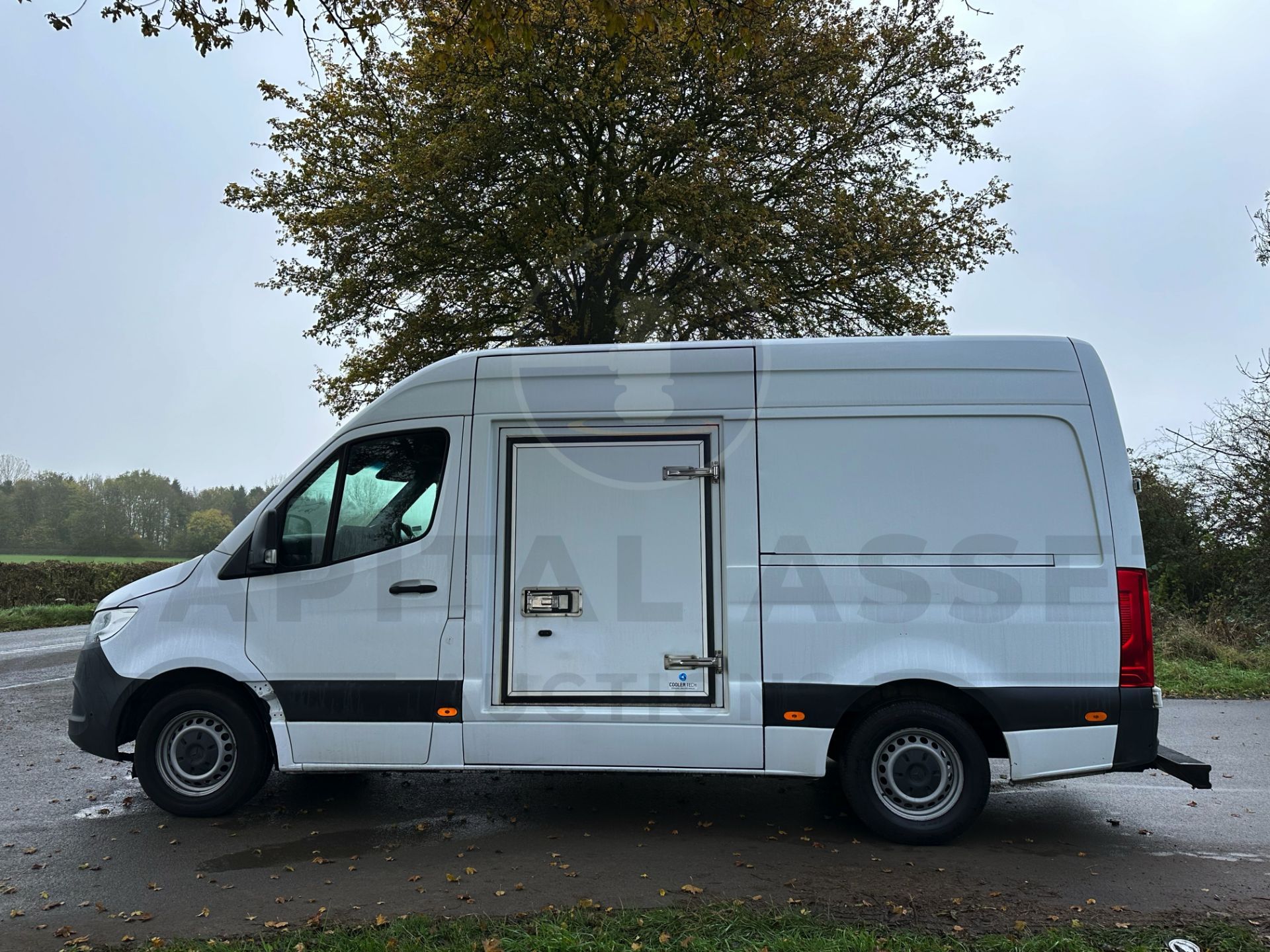 MERCEDES-BENZ SPRINTER 314 CDI *MWB - REFRIGERATED VAN* (2019 - FACELIFT MODEL) *OVERNIGHT STANDBY* - Image 10 of 45