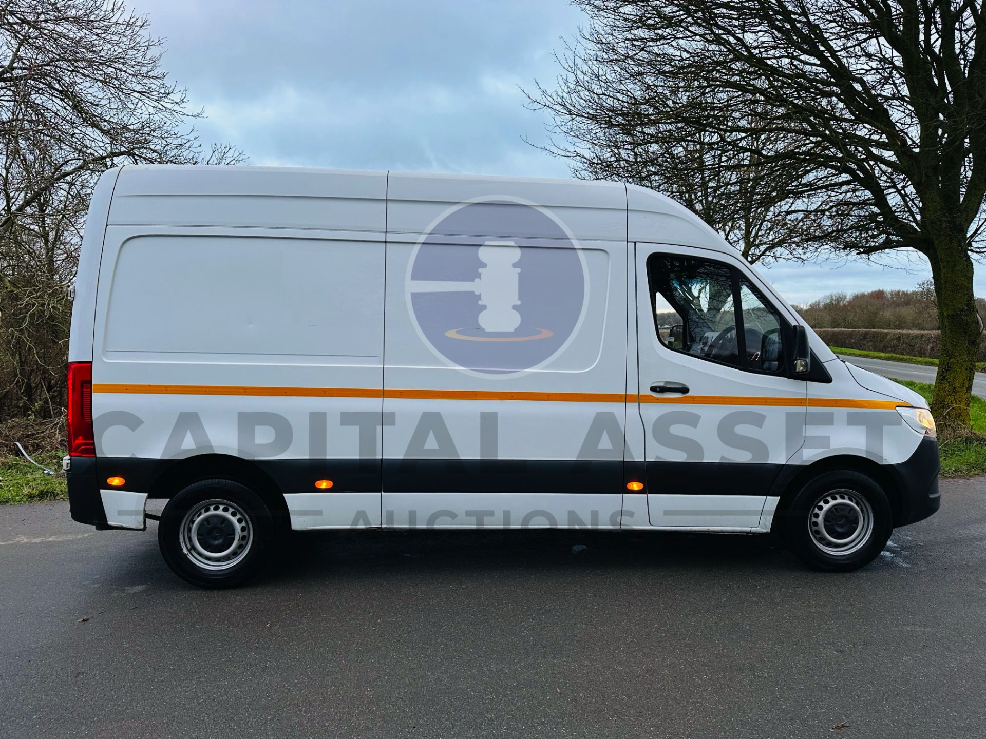 (On Sale) MERCEDES-BENZ SPRINTER 314 CDI MWB *START / STOP* (69 REG) CRUISE CONTROL- ULEZ COMPLIANT! - Image 10 of 32