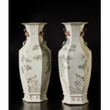 Arte Cinese A pair of porcelain faceted vases painted with birds on tree branches and insciptions C