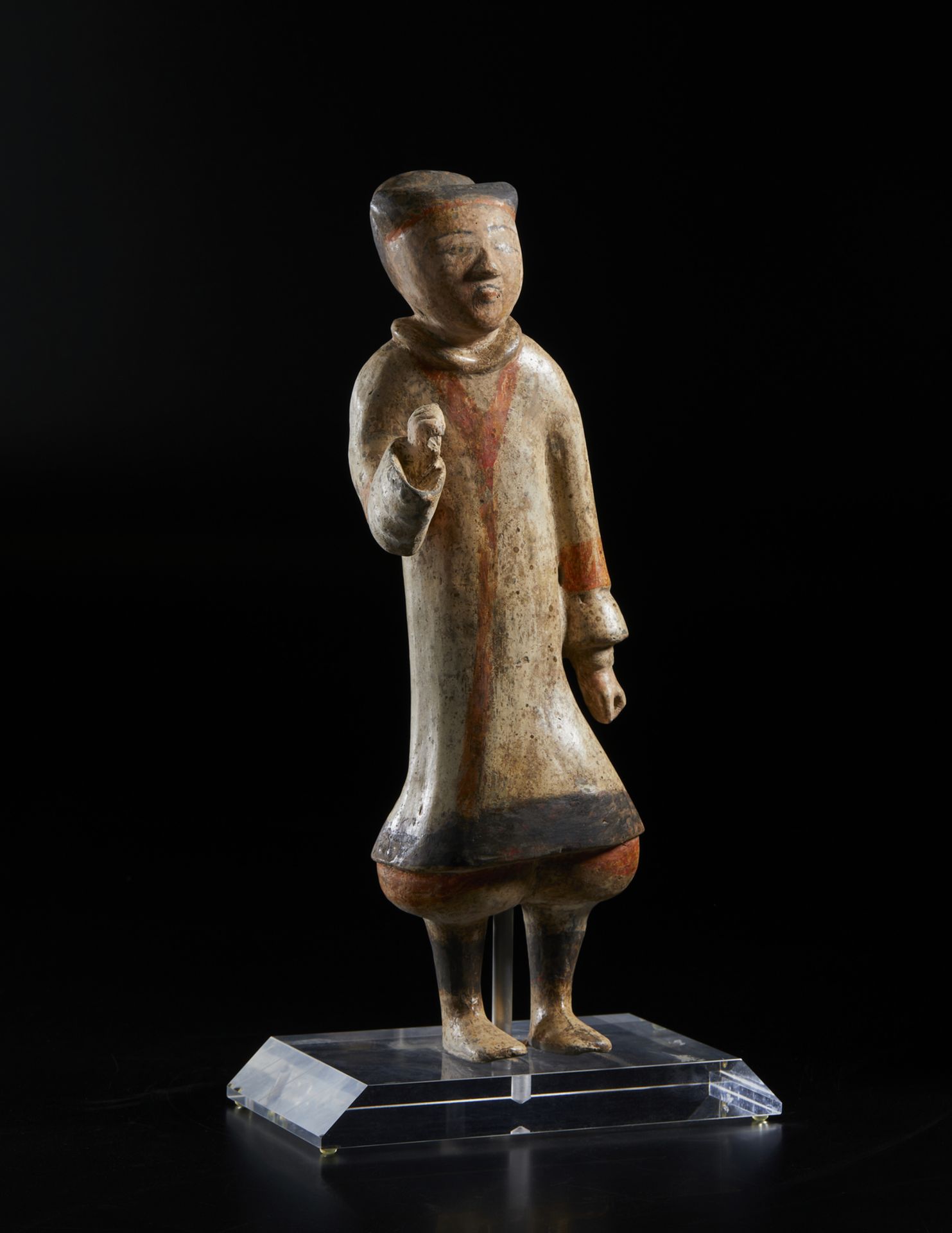 Arte Cinese  A pottery standing male figureChina, Han dynasty, 1st century. - Bild 3 aus 5