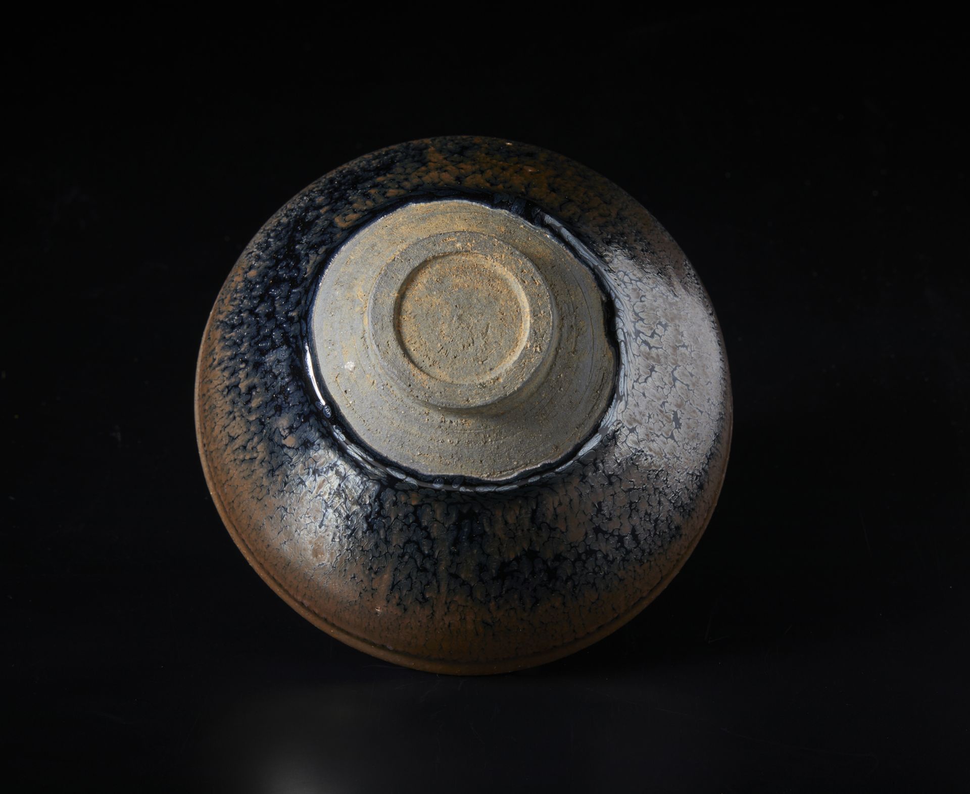 Arte Cinese  A jianyao oil spotted pottery bowlChina, Song dynasty, 12th century . - Bild 4 aus 4