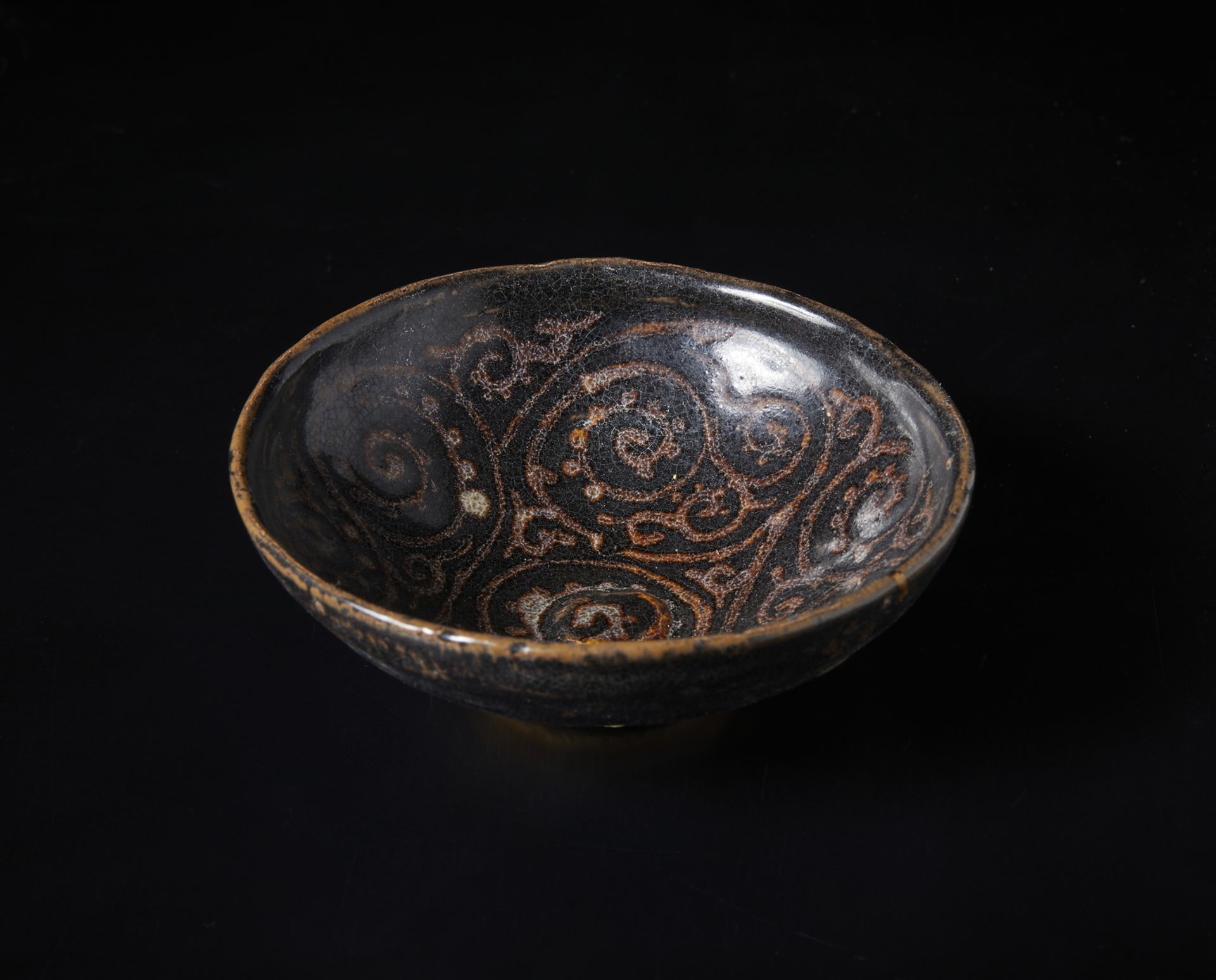 Arte Cinese  A conical Jian yao bowlChina, Song dynasty, 10th century. - Bild 2 aus 3