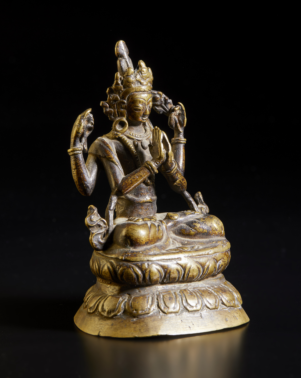 Arte Himalayana A bronze figure of Avalokitesvara Nepal, earlt 20th century .